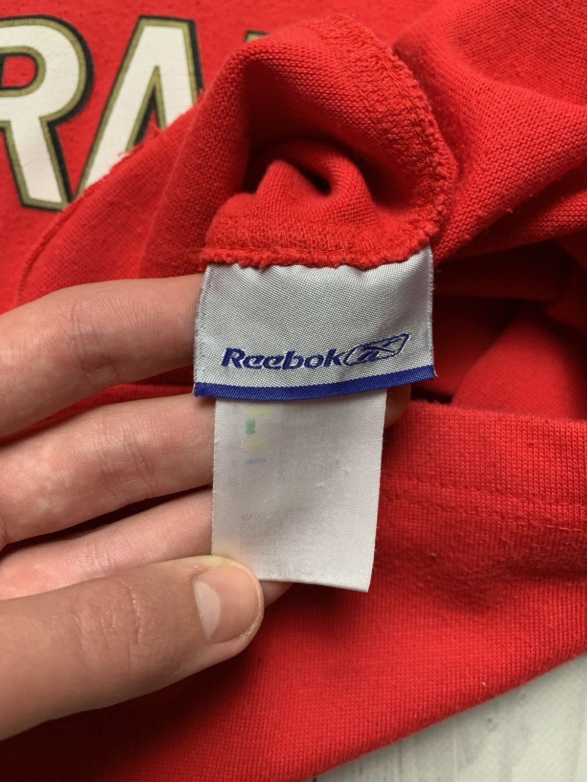 Reebok × Vintage Vintage Reebok Wales rugby jersey size L red logo Size US L / EU 52-54 / 3 - 6 Thumbnail