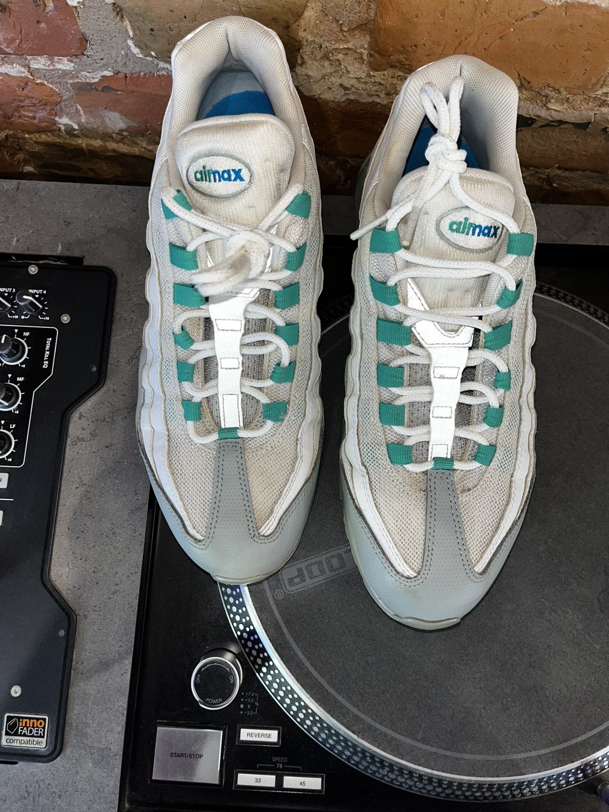 Nike Nike Air Max 95 Essential Clear Emerald 2018 Size US 10 / EU 43 - 5 Thumbnail