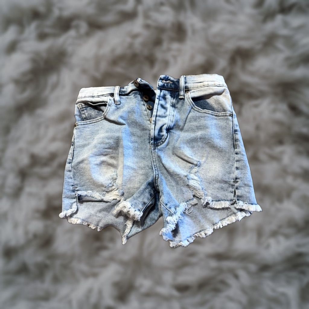 Vintage REgeneration Women's Shorts Size 3 Blue Denim 3/26 Cut Off Distress Button Fly Size 26" / US 2 / IT 38 - 1 Thumbnail