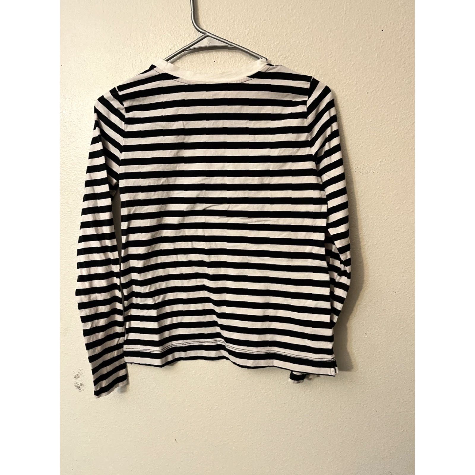 Loft Loft Black White Striped Heart Graphic Long Sleeve Top Women's XS Size XS / US 0-2 / IT 36-38 - 2 Thumbnail