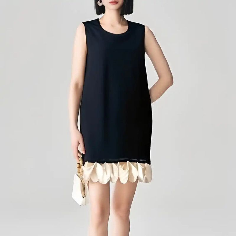 Givenchy Givenchy Black Wool Short Sleeve Dress 0089 Size XS / US 0-2 / IT 36-38 - 1 Thumbnail
