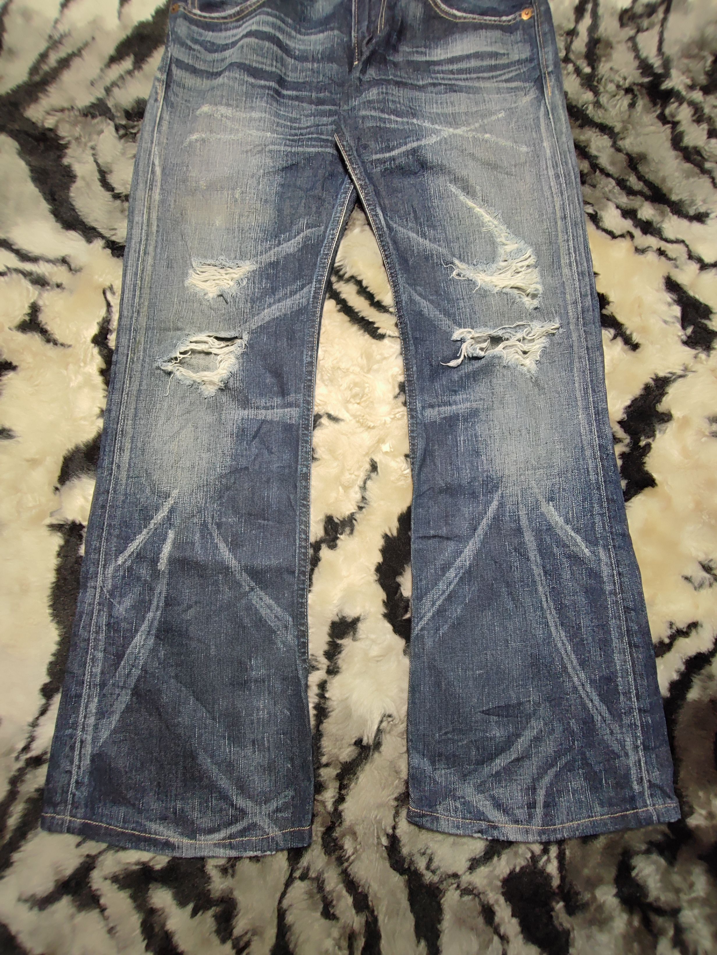 Edwin Edwin 503 Blue Trip Japan Distressed Jeans Size US 32 / EU 48 - 3 Thumbnail