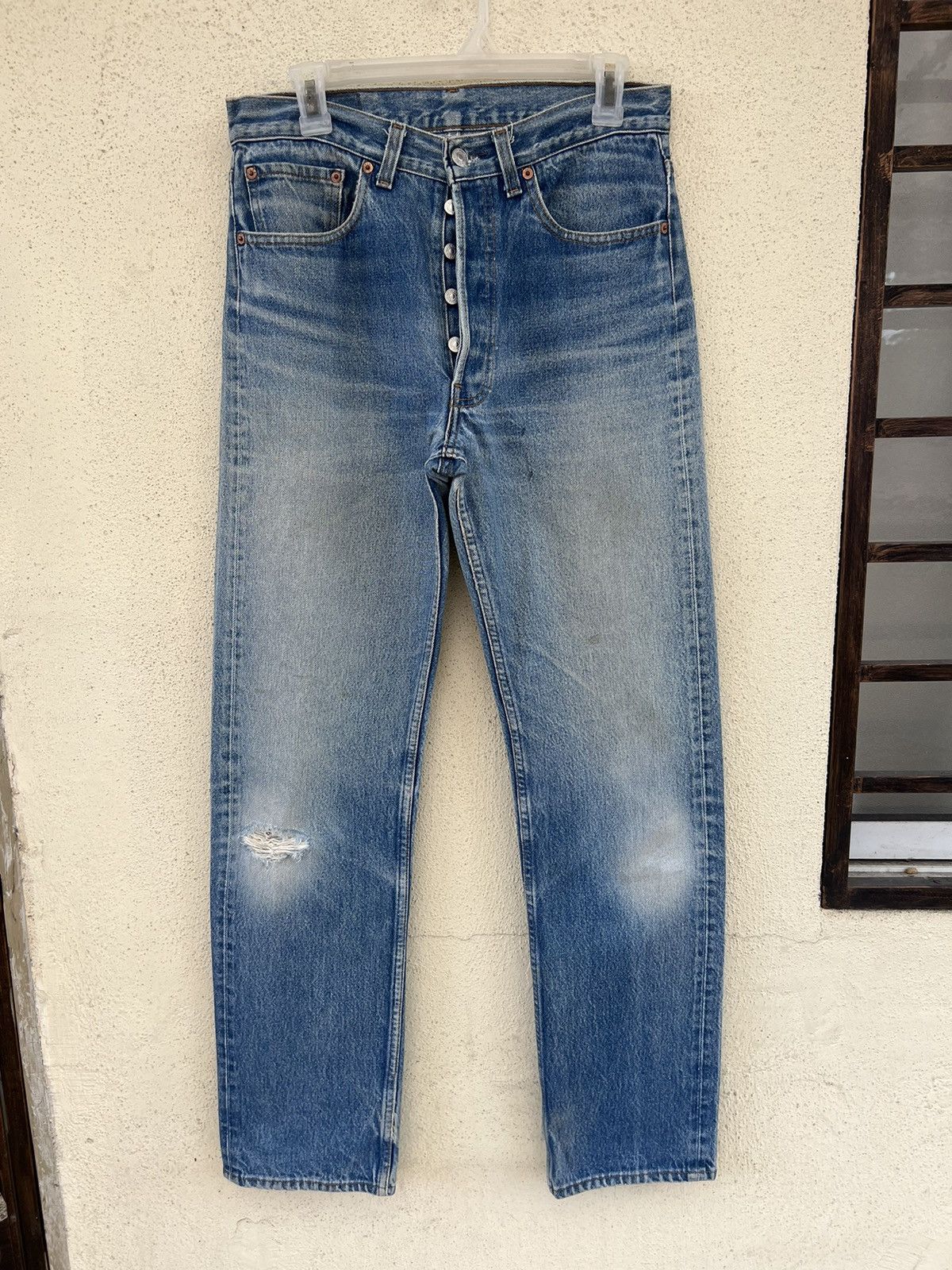 Levi's Vintage 80s Levi’s 501 Distressed Faded Blue Denim Jeans Size US 30 / EU 46 - 6 Thumbnail