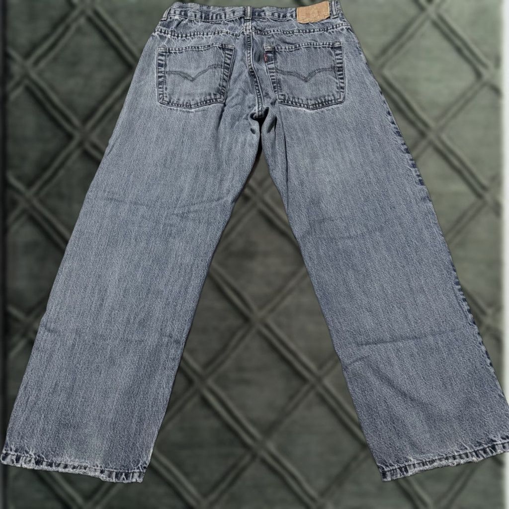 Levi's Levi's 550 Jeans Men Blue Denim Distressed Straight Relaxed Fit - 30X25.5 Jeans Mens Blue Distressed Straight 550 Size US 30 / EU 46 - 1 Thumbnail