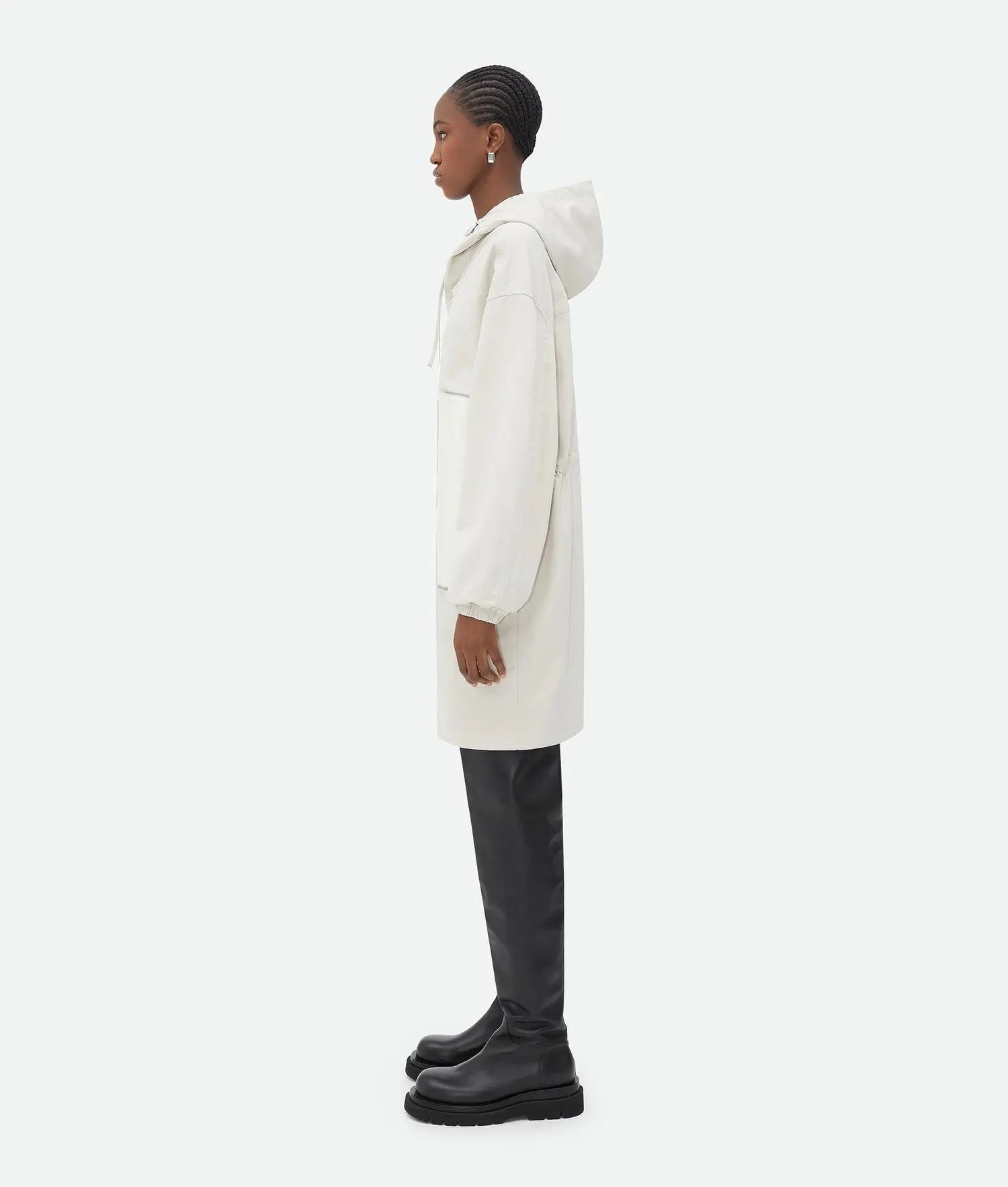 Bottega Veneta o1bcso1str0725 Packable Nylon Parka in White Size L / US 10 / IT 46 - 2 Thumbnail