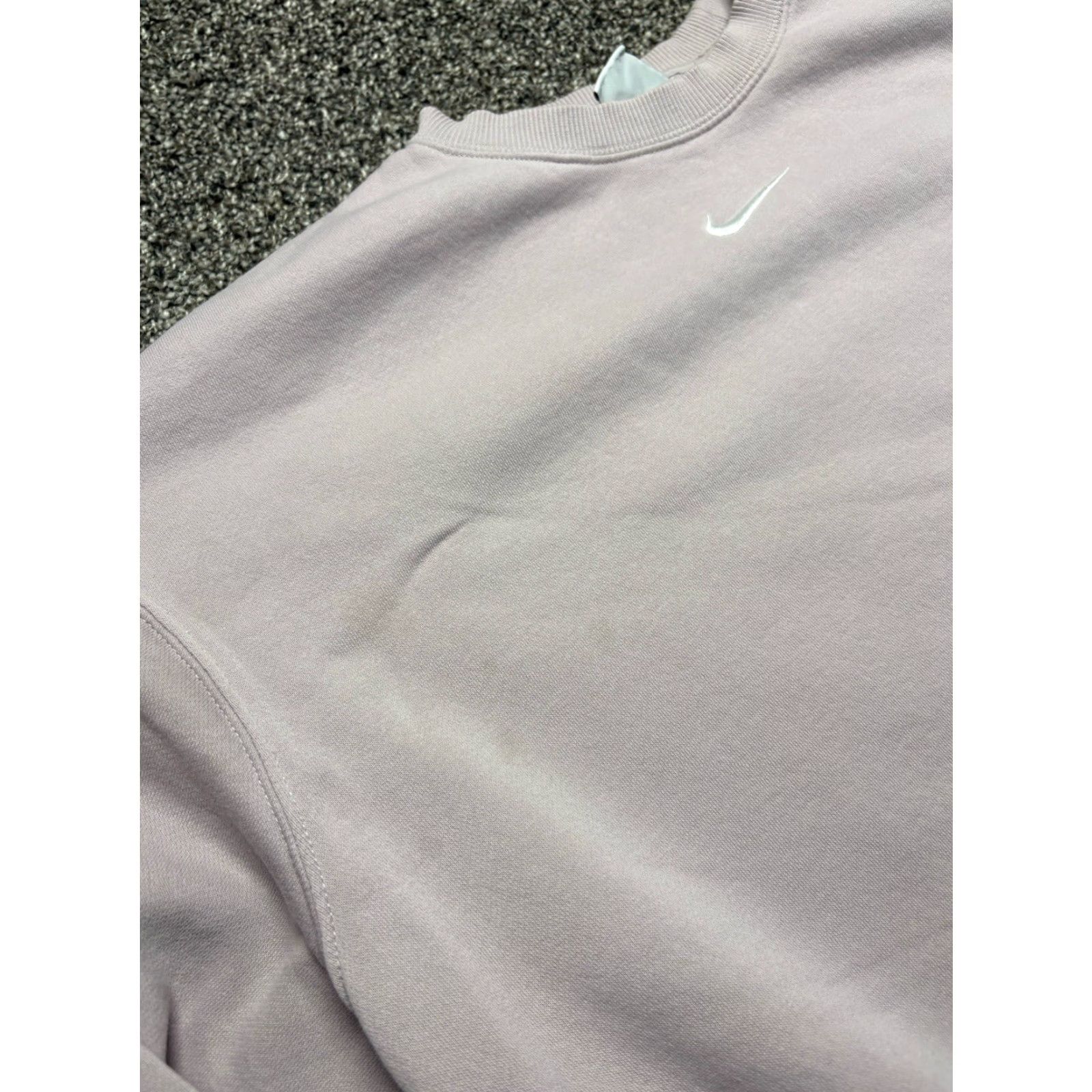 Nike Nike Sweatshirt Center Swoosh Womens Medium Oversized Crew Neck DQ5733 Size M / US 6-8 / IT 42-44 - 7 Thumbnail