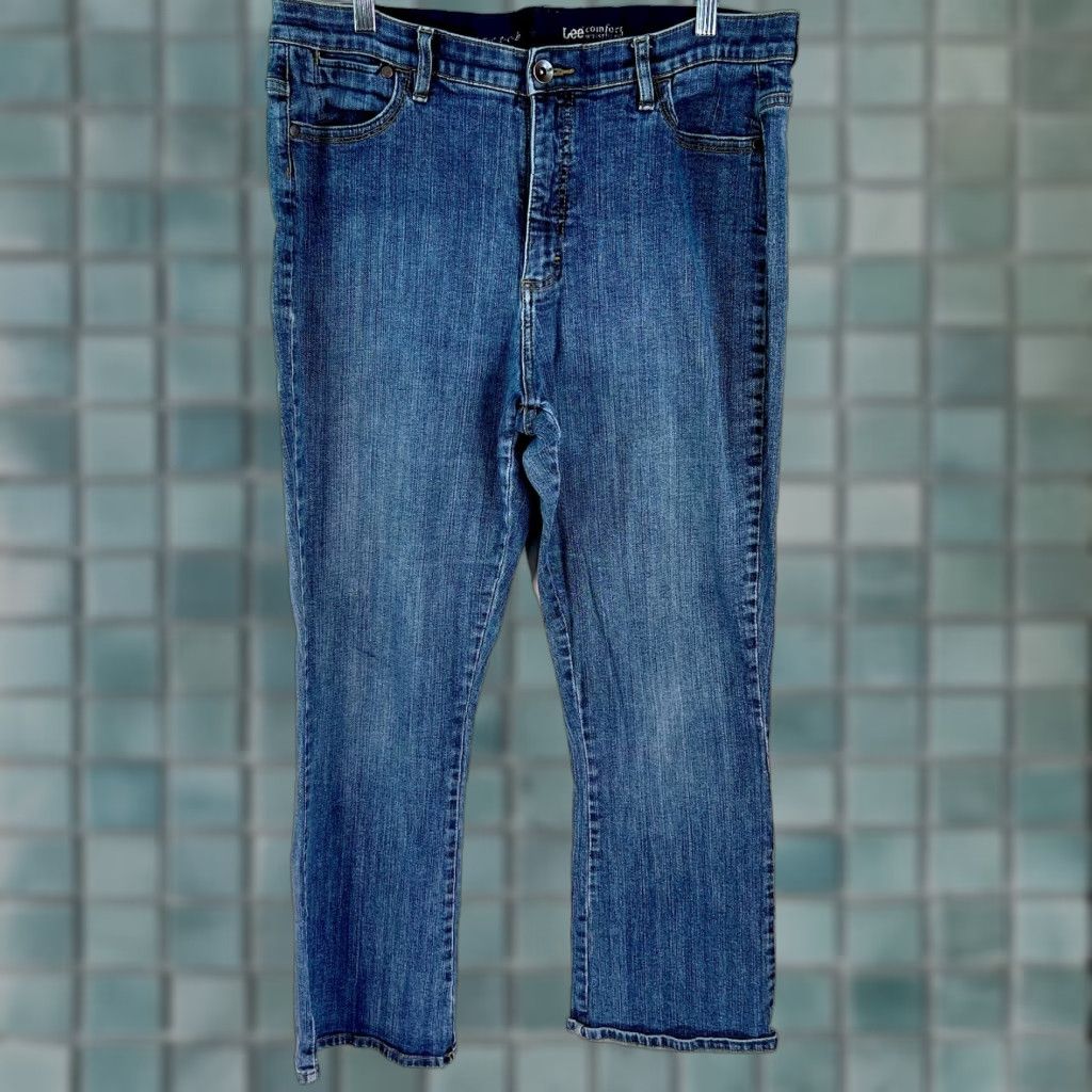 Lee Lee Jeans Main Selling Point: Comfort Waistband Stretch Straight Leg Blue Denim Size 36X30 Mens Size US 36 / EU 52 - 1 Thumbnail