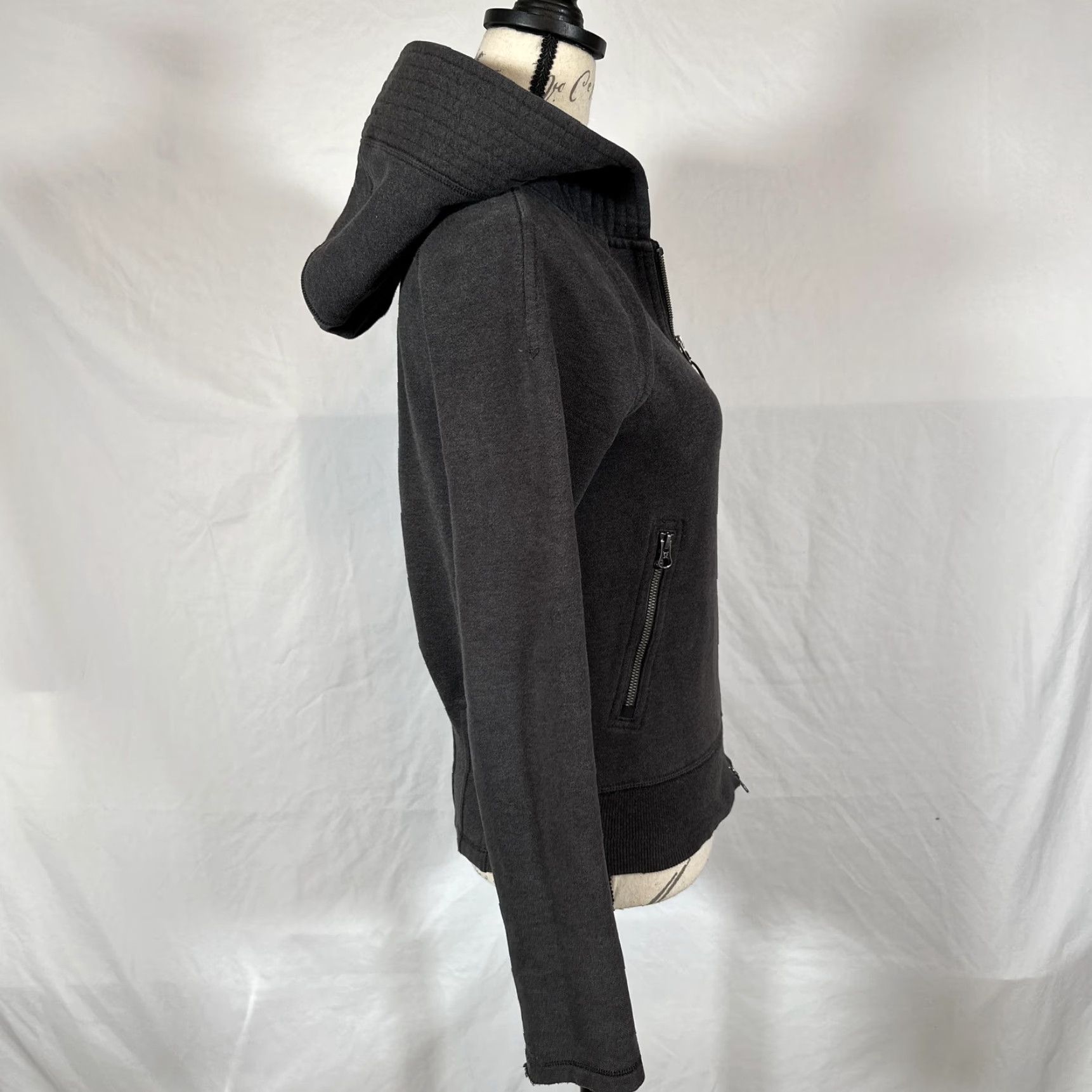 Lululemon Lululemon Scuba Hoodie Full Zip Womens 4 Charcoal Gray Fleece with Thumbholes Size S / US 4 / IT 40 - 4 Thumbnail