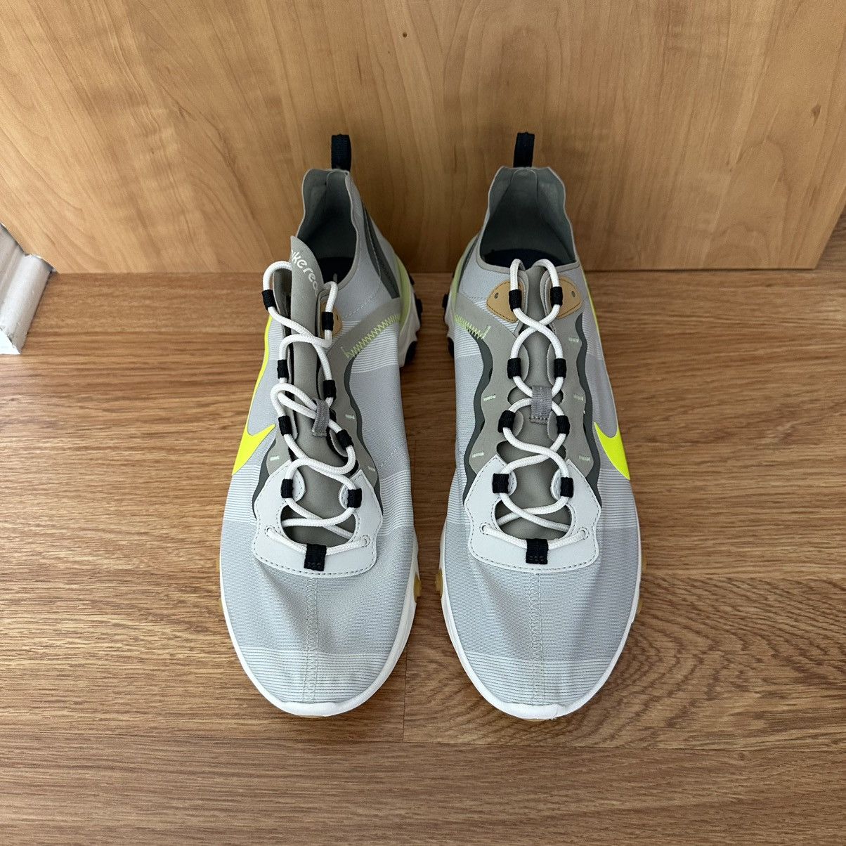 Nike Nike React Element 55 SE “Spruce Volt” Size 14 Size US 14 / EU 47 - 4 Thumbnail