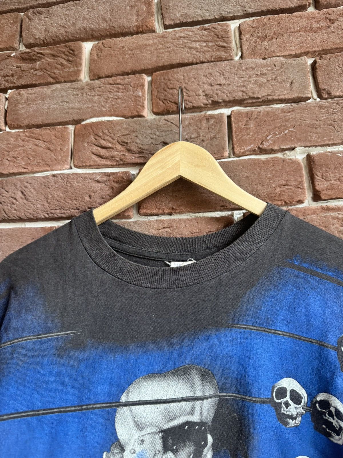 Band Tees Megadeth Rare Vintage 90s Countdown Metal Band Tee L Size US L / EU 52-54 / 3 - 9 Thumbnail