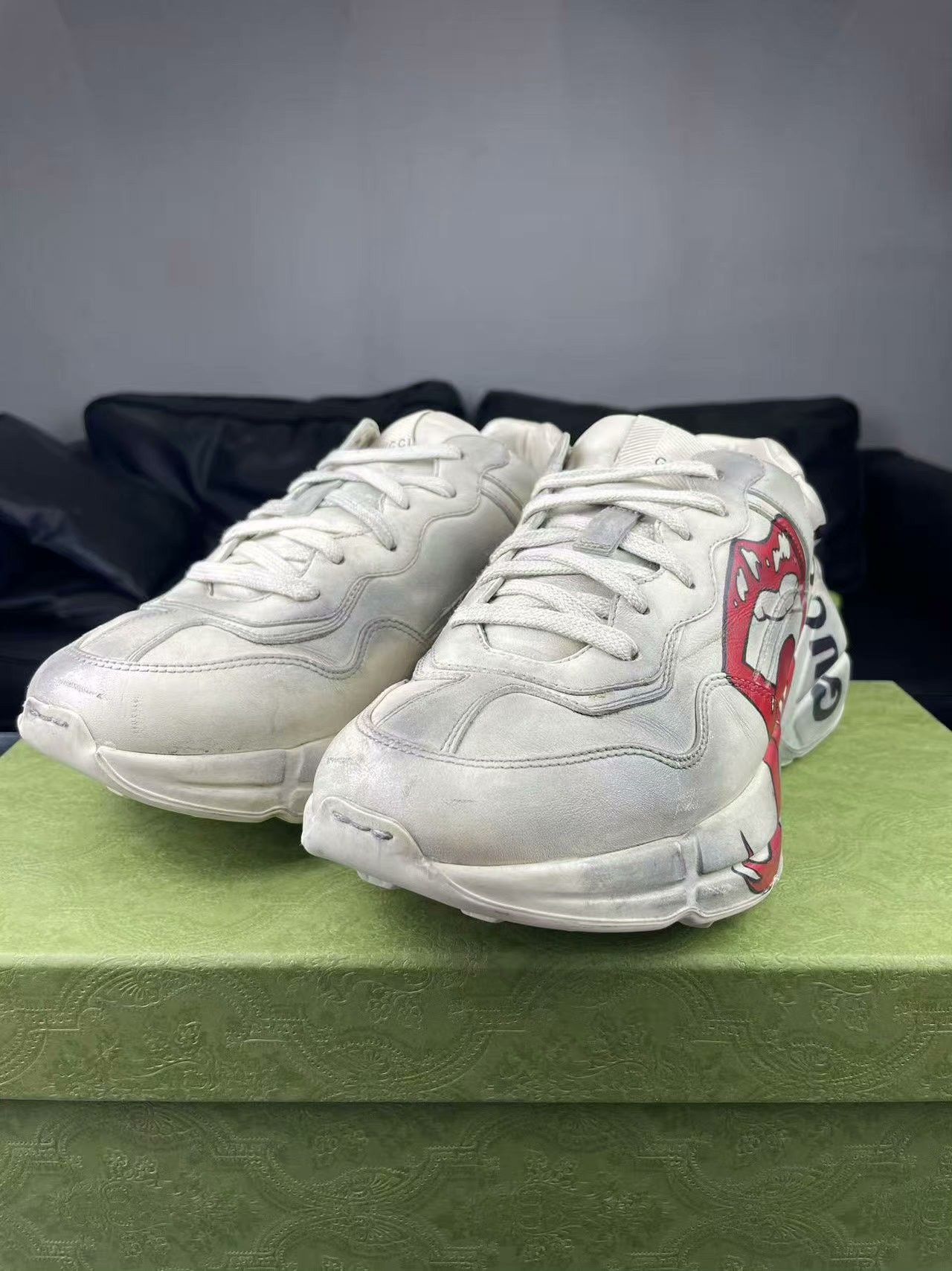 Gucci Gucci Printed Lowtop Sneakers 7 Men Size US 7 / EU 40 - 1 Thumbnail