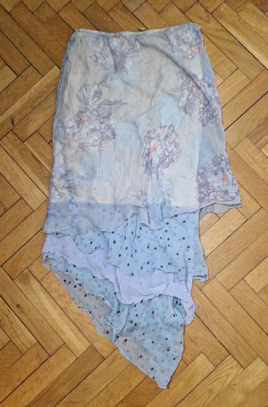Japanese Brand vintage silk skirt Size 27" / US 4 / IT 40 - 1 Thumbnail