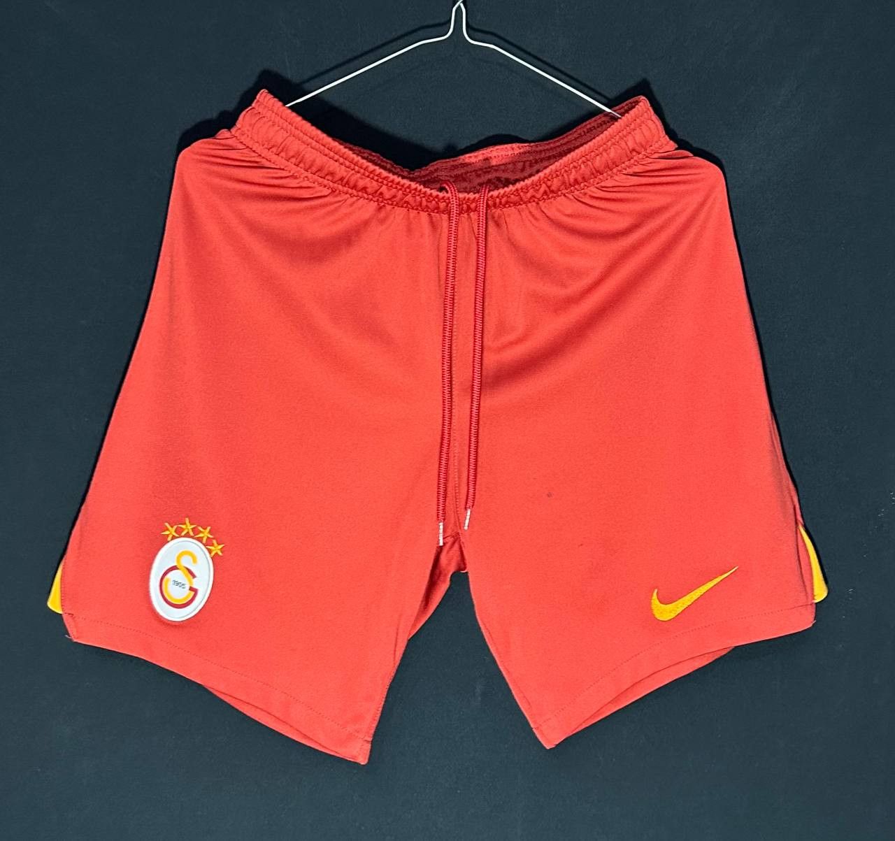 Nike Galatasaray 2023/24 Stadium Home Nike Football Shorts Size US 26 / EU 42 - 1 Thumbnail