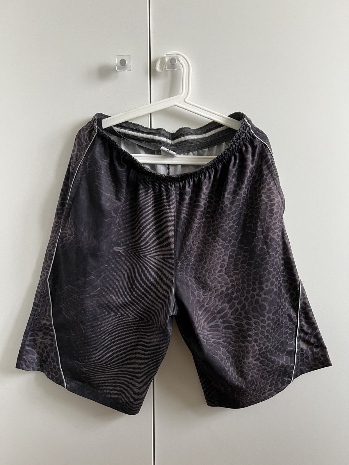 Nike Nike kobe vintage shorts Size US 34 / EU 50 - 1 Thumbnail