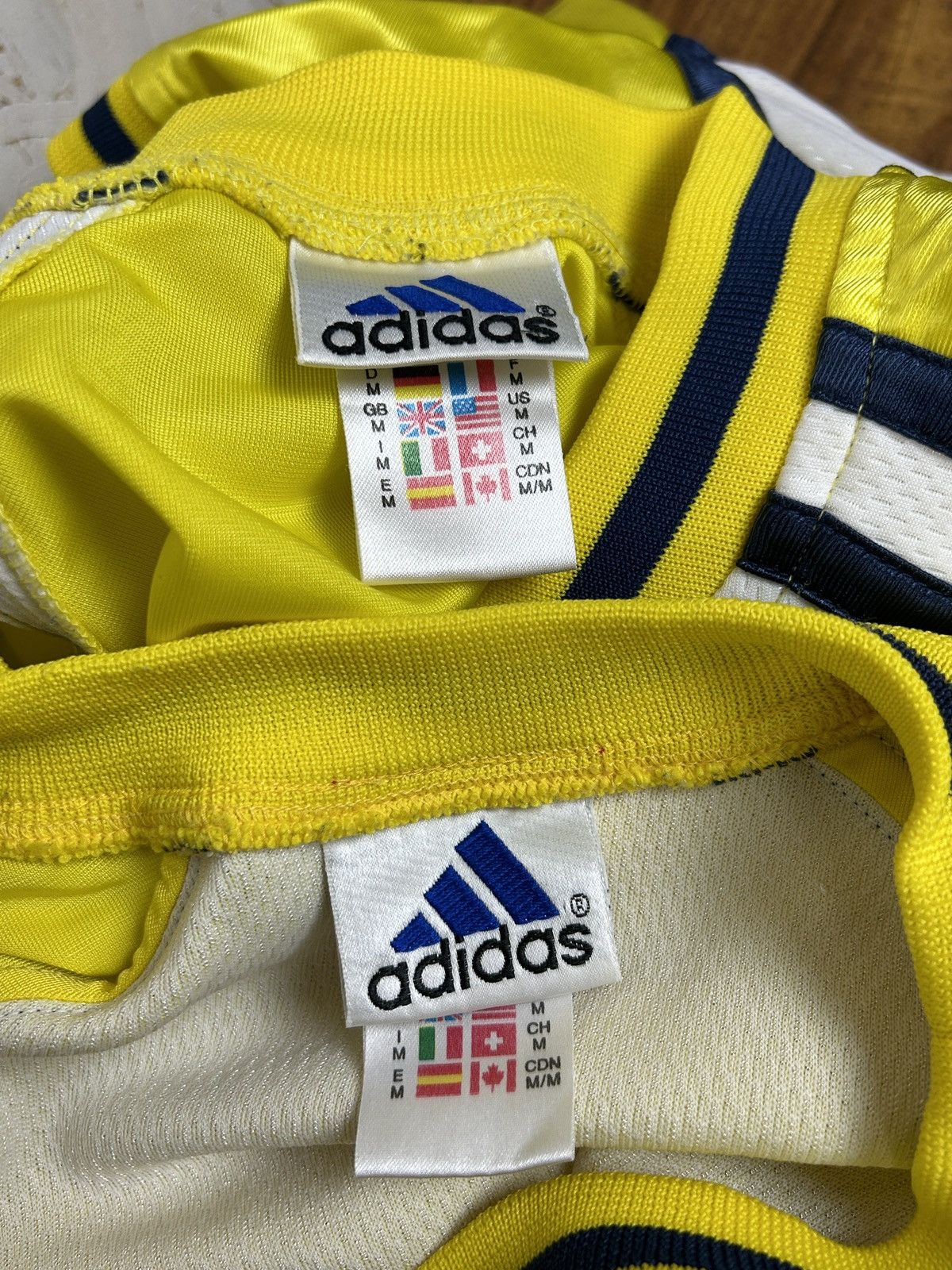 Adidas 90s Adidas Basketball 3 Piece Sportswear Set Size M Size US M / EU 48-50 / 2 - 13 Thumbnail