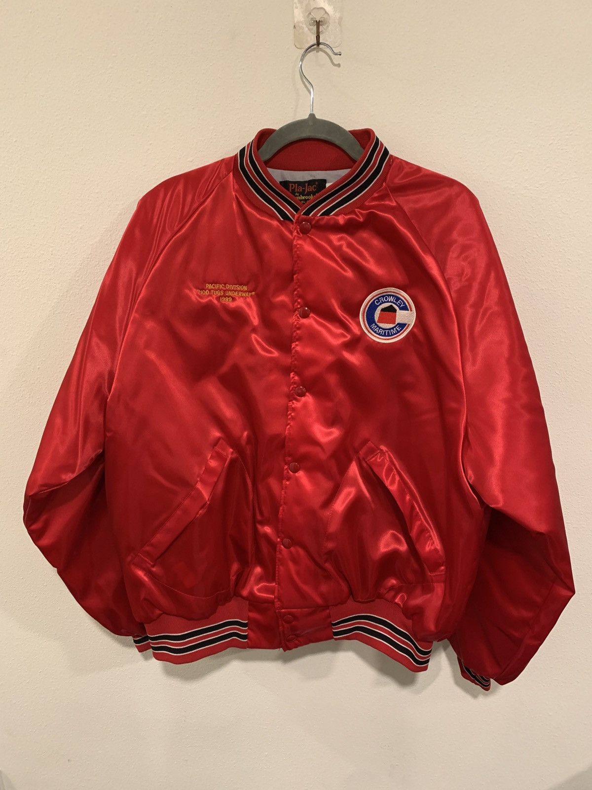 Dunbrooke 1989 pacific division red bomber jacket Size US XL / EU 56 / 4 - 1 Thumbnail