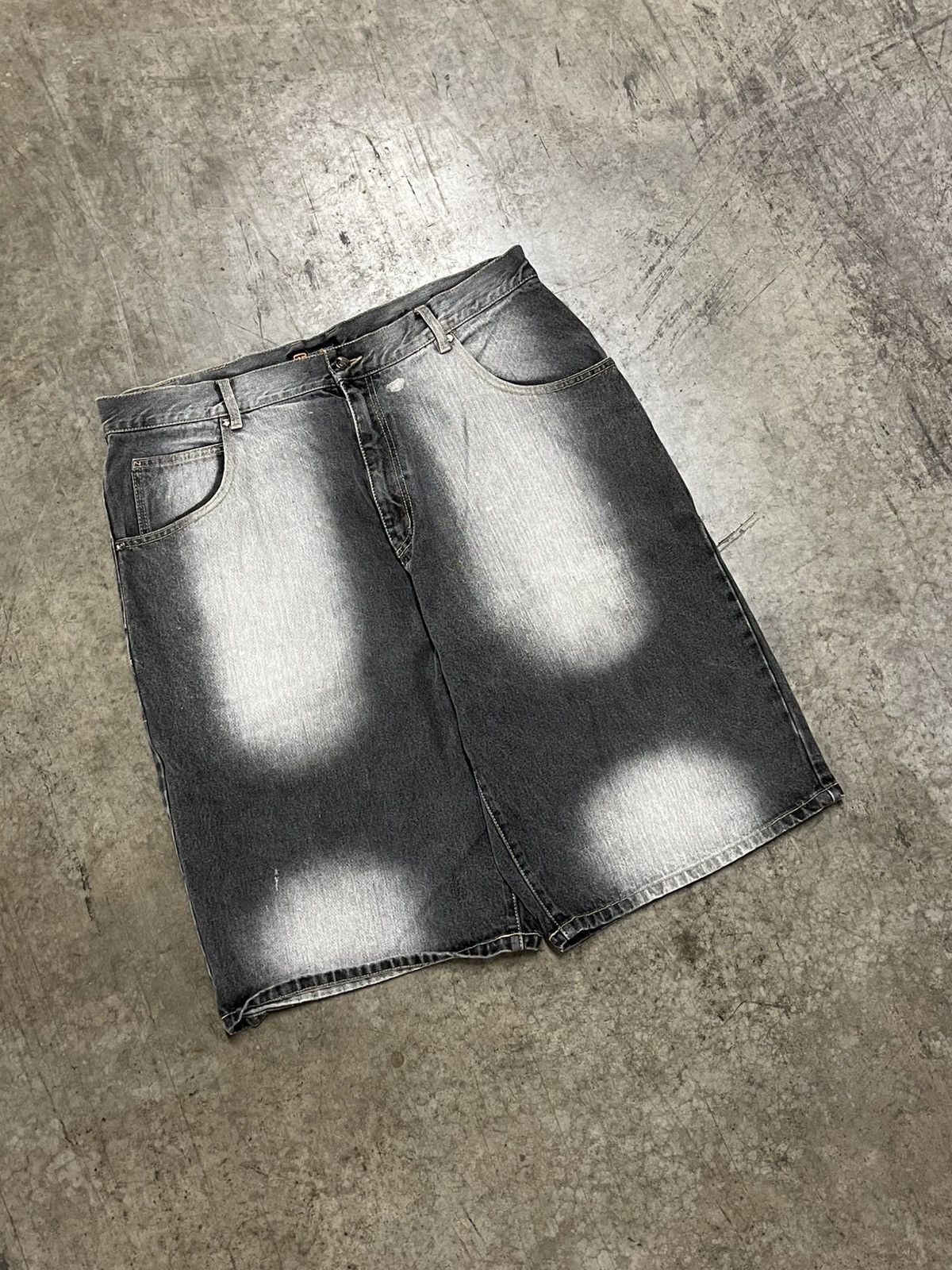 Other Y2K baggy fit jorts faded black skater streetwear hype rare Size US 36 / EU 52 - 1 Thumbnail