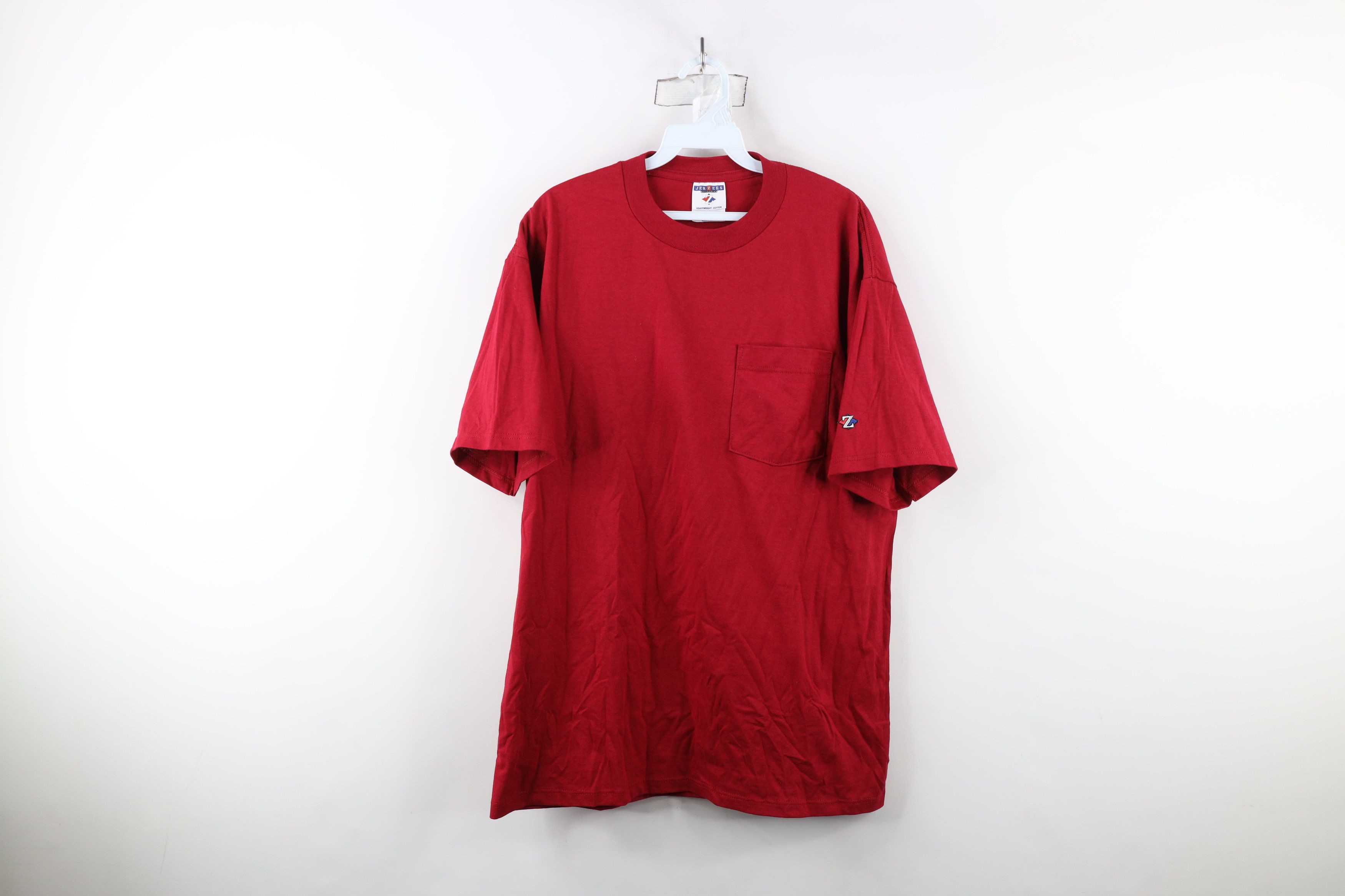 Vintage Vintage 90s Streetwear Heavyweight T-Shirt Red Cotton USA Size US M / EU 48-50 / 2 - 1 Thumbnail