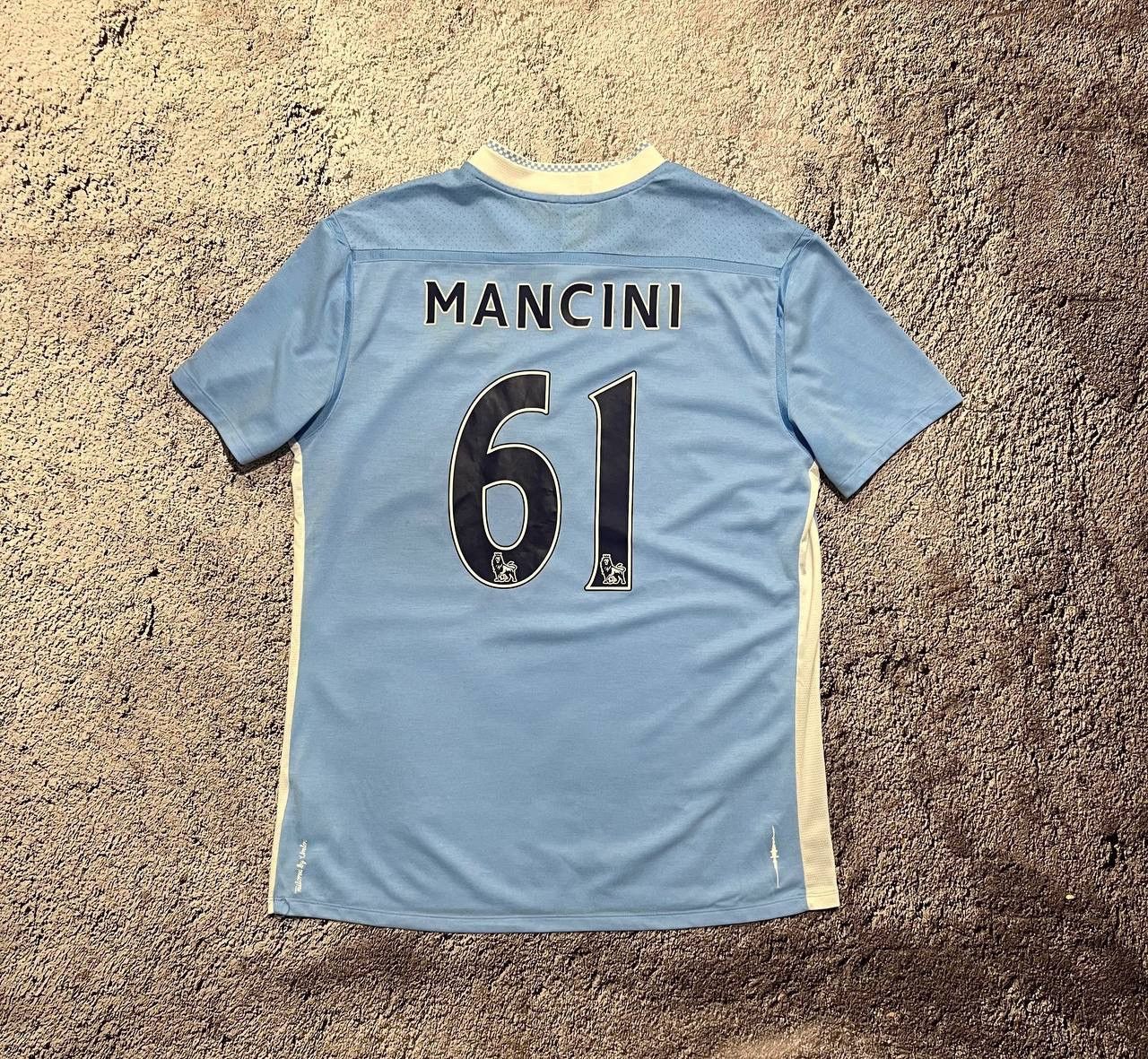 Umbro × Vintage Manchester City 2011-2012 Home Shirt Jersey Soccer Umbro Size US S / EU 44-46 / 1 - 5 Thumbnail