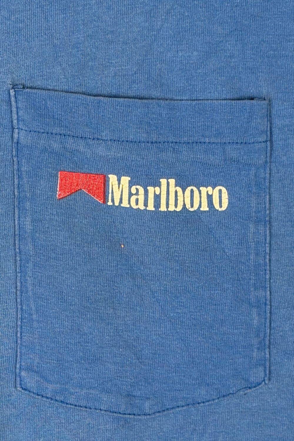 Fruit Of The Loom Vintage 90s Marlboro Desert Night Graphic Pocket T-Shirt Size US L / EU 52-54 / 3 - 6 Thumbnail