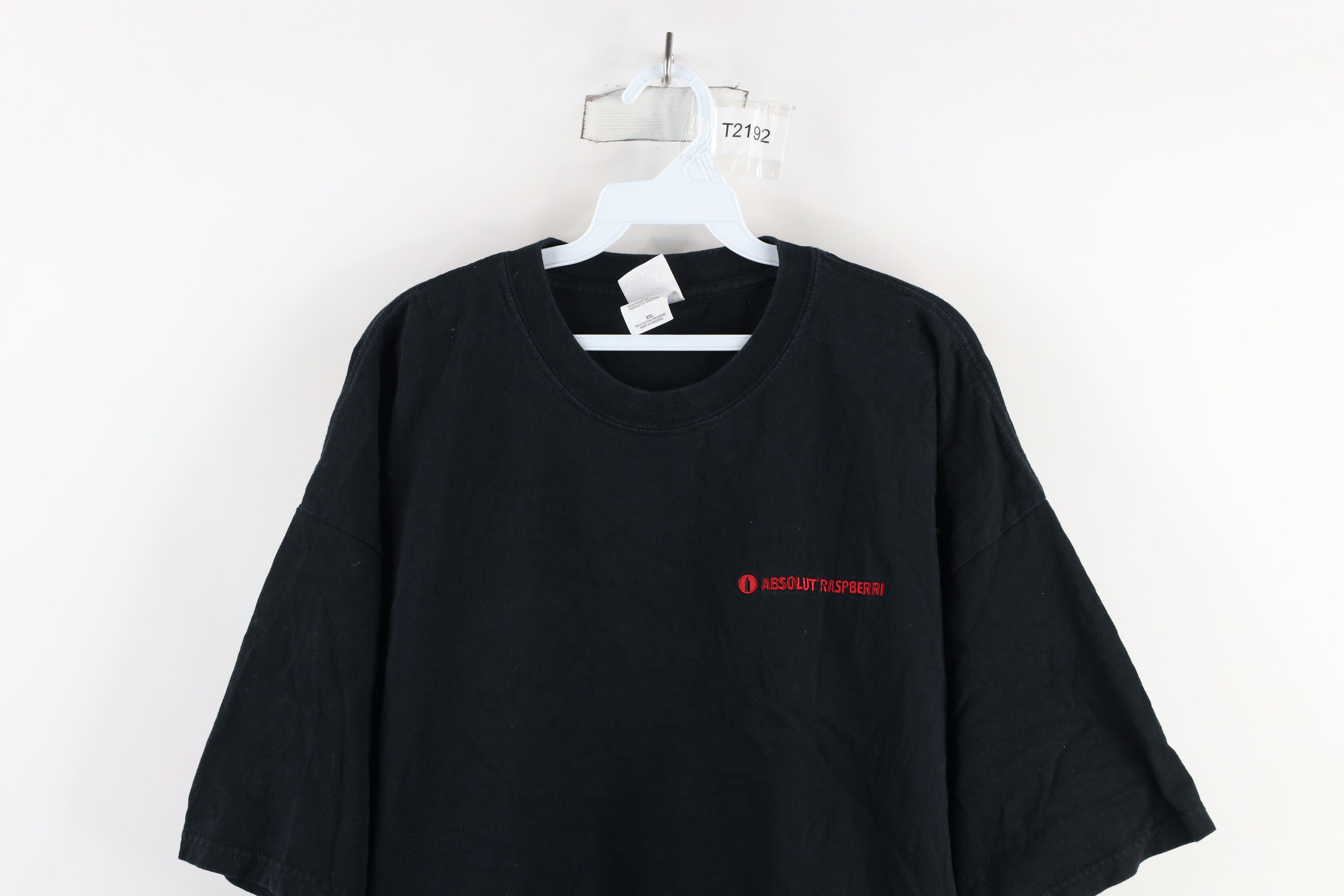 Vintage Vintage 90s Streetwear Out Absolut Raspberri Vodka T-Shirt Size US XXL / EU 58 / 5 - 2 Thumbnail