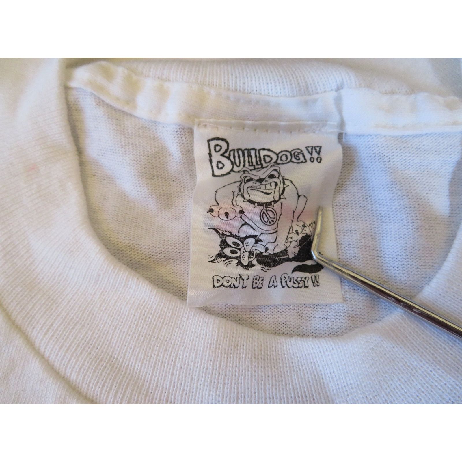 Fruit Of The Loom 90s Bulldog Dont Be A P#@% Funny Dog Cat White T-shirt Sz XL Size US XL / EU 56 / 4 - 5 Thumbnail
