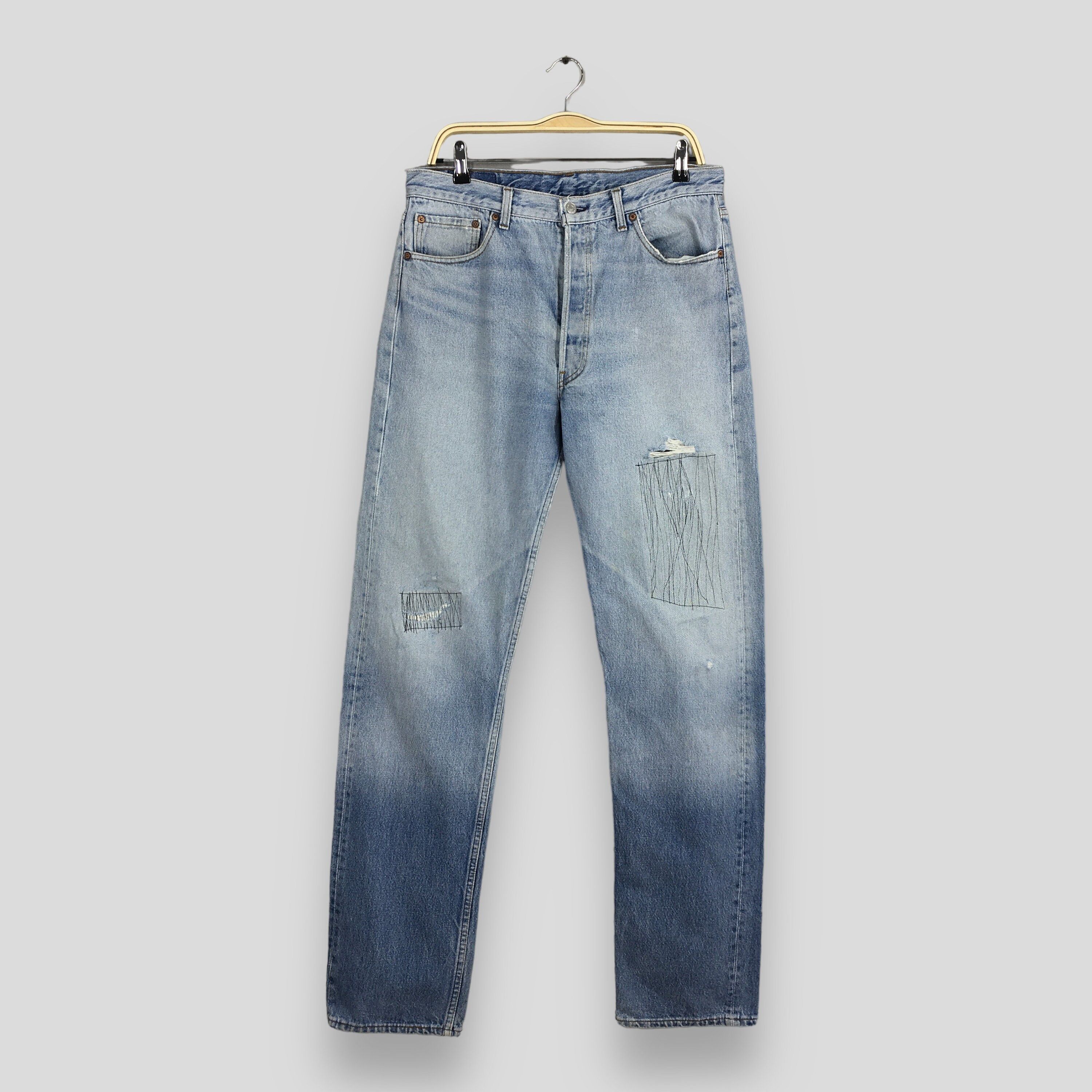 image of Size 32X34.5 Vintage 80's Levi's 501 Faded Blue Jeans, Men's