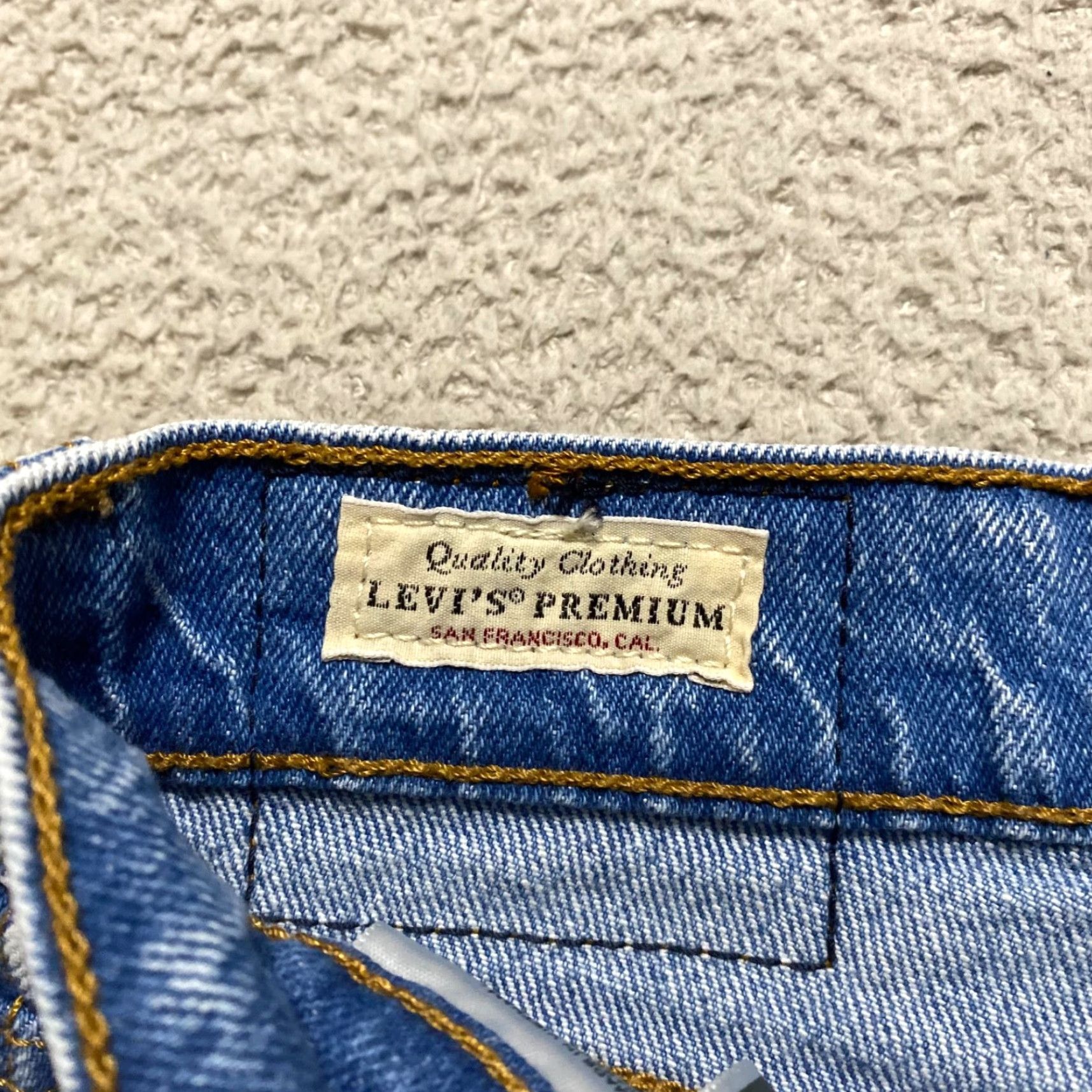 Levi's VINTAGE Levi's Jeans Womens 24 Blue Denim Wedgie Straight Button Fly Acid Wash 90s Style Jeans Womens Size 42" / US 20 - 6 Thumbnail