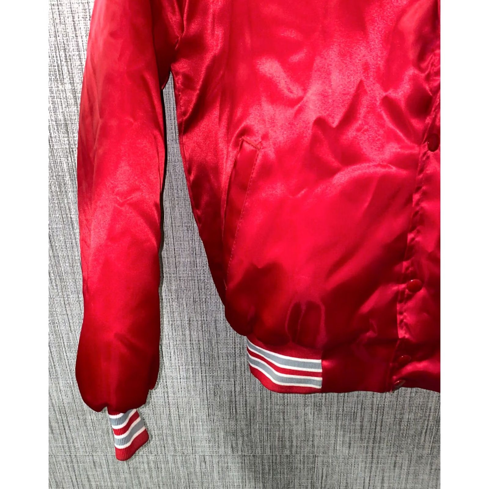Vintage Northwind Jacket Mens Red Satin Snap Button Quilt Lined M USA Satin Quilted Buttoned Lined Jacket Size US M / EU 48-50 / 2 - 5 Thumbnail