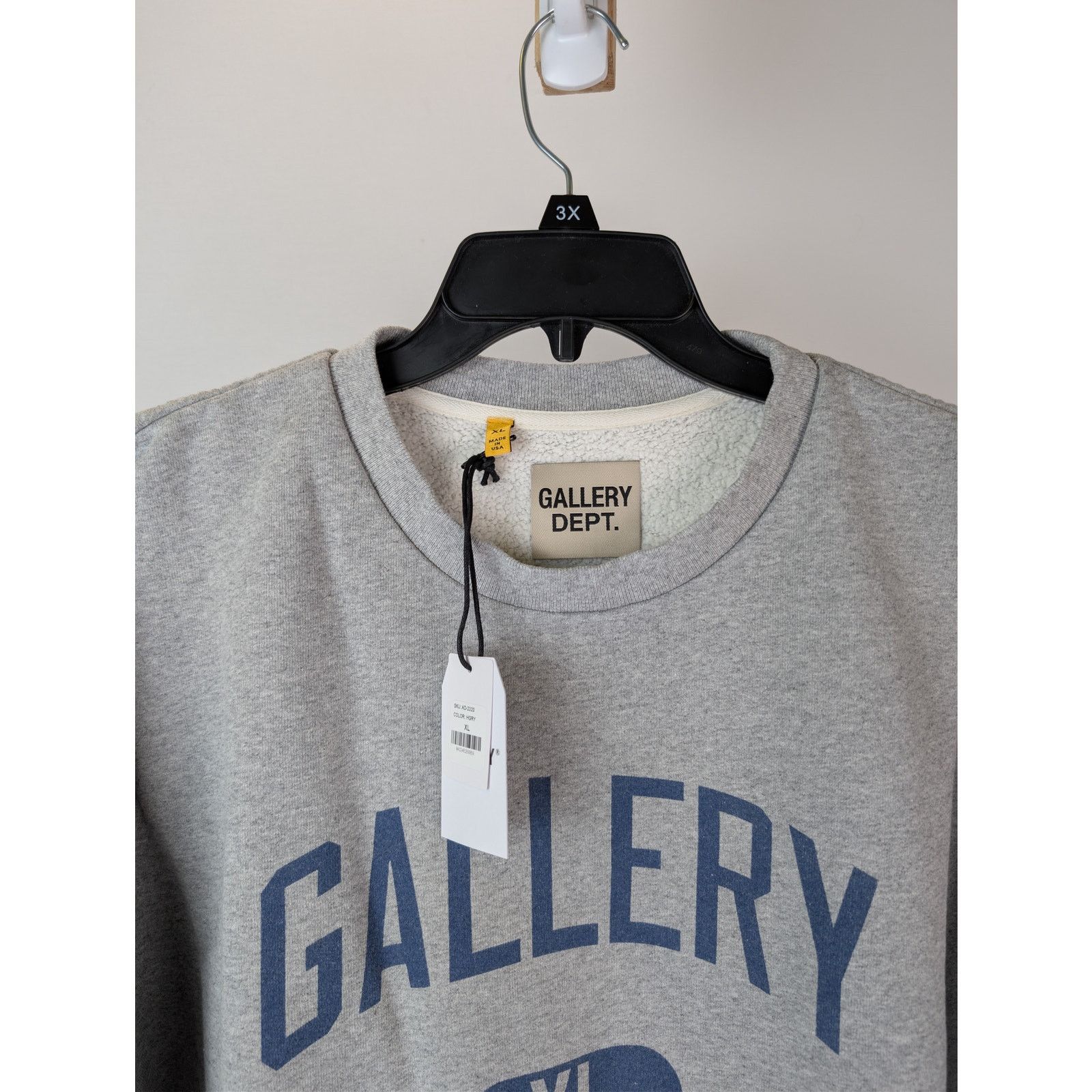 Gallery Dept. o1rshd1 Q:2 / Logo Crewneck Sweater in Gray Size US XL / EU 56 / 4 - 7 Thumbnail