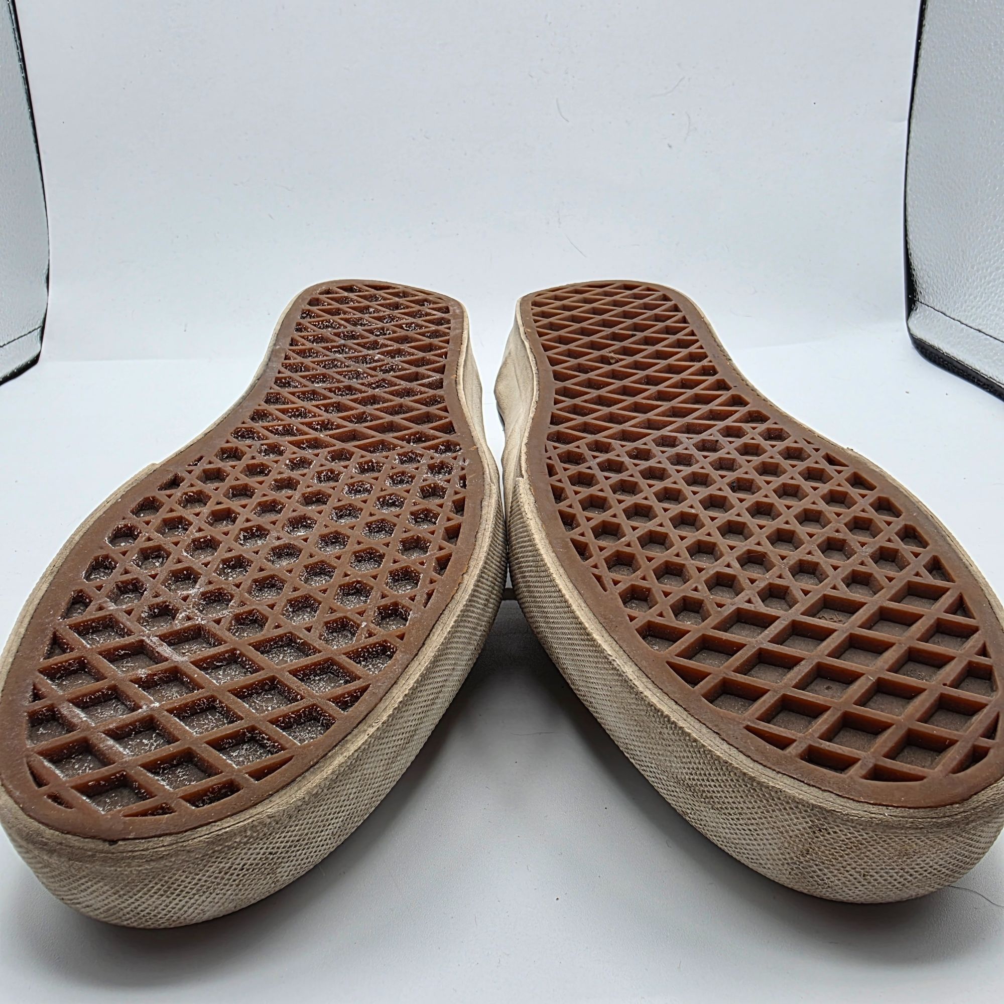 Disney × Vans Vans Original Authentic LX x Disney Mickey Womens Size 6 Cla Size US 6 / IT 36 - 11 Thumbnail