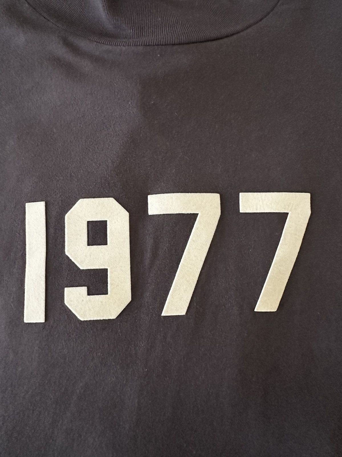 Essentials Fear of God Essentials 1977 Long Sleeve Size US XL / EU 56 / 4 - 7 Thumbnail
