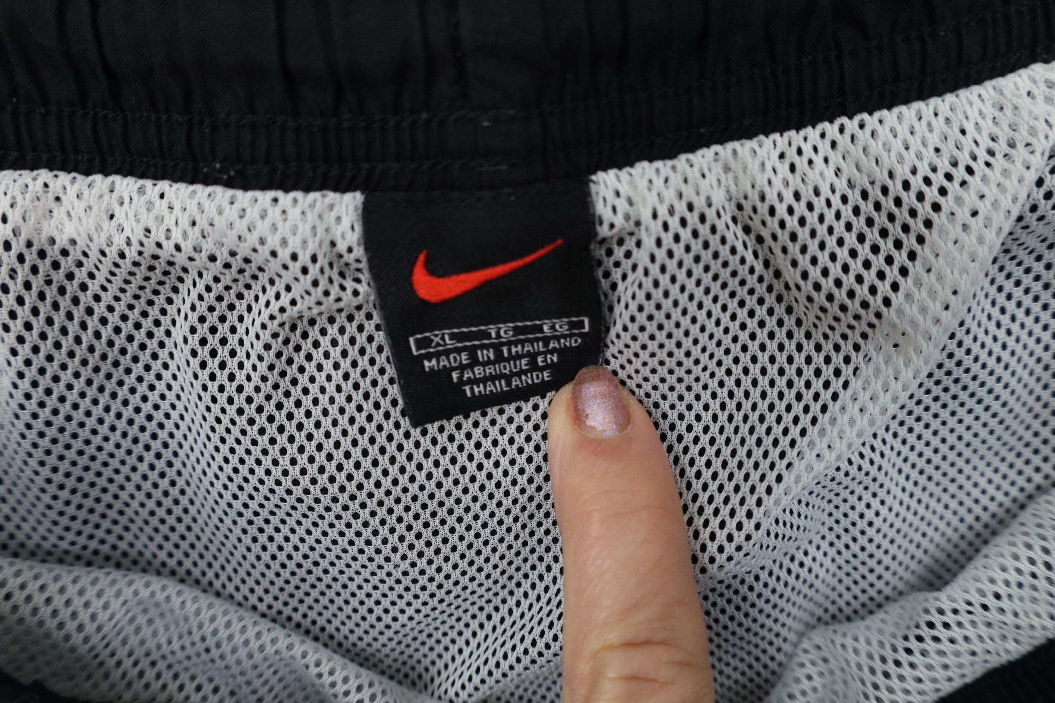 Nike Vintage 90s Nike Swoosh Lined Running Jogging Soccer Shorts Size US 36 / EU 52 - 8 Thumbnail