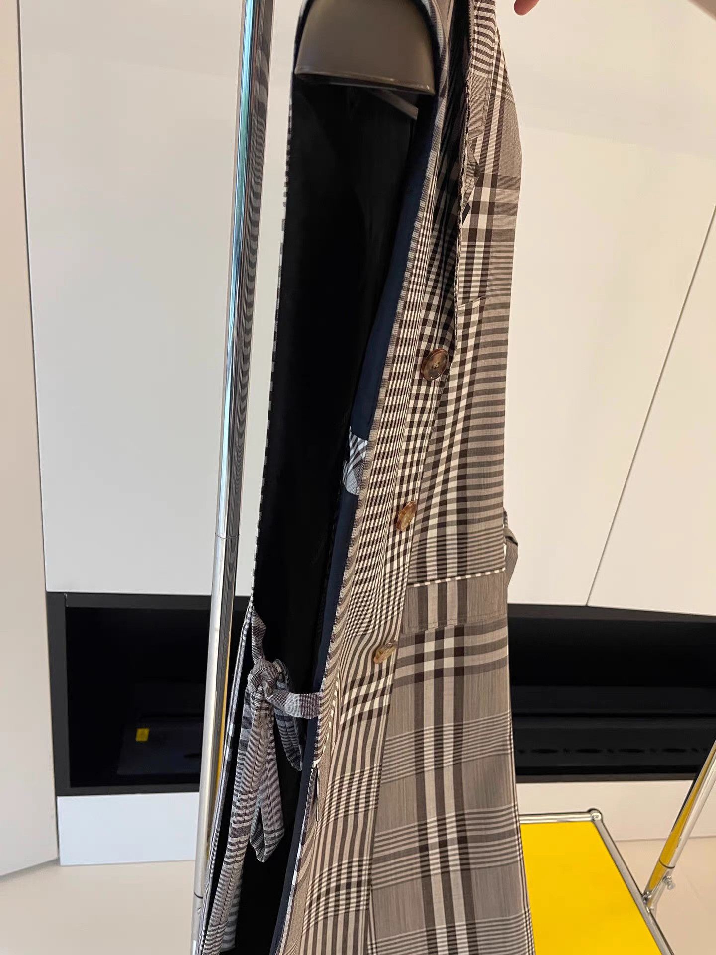 Burberry Burberry Wool Sleeveless Coat K27 Size XL / US 12-14 / IT 48-50 - 3 Thumbnail