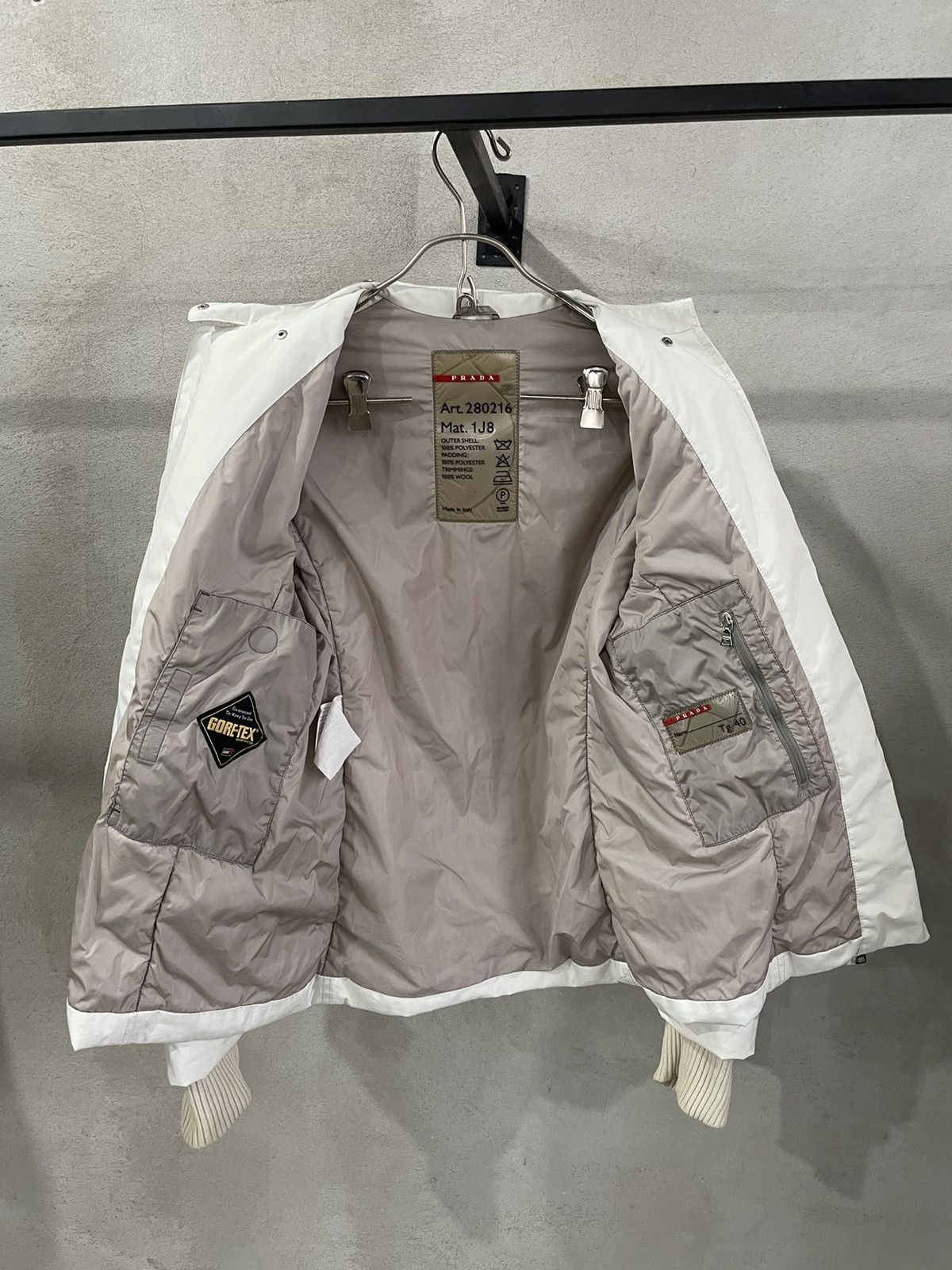 Prada × Vintage Prada Vintage Gore-Tex Red Tab Jacket Size S / US 4 / IT 40 - 3 Thumbnail