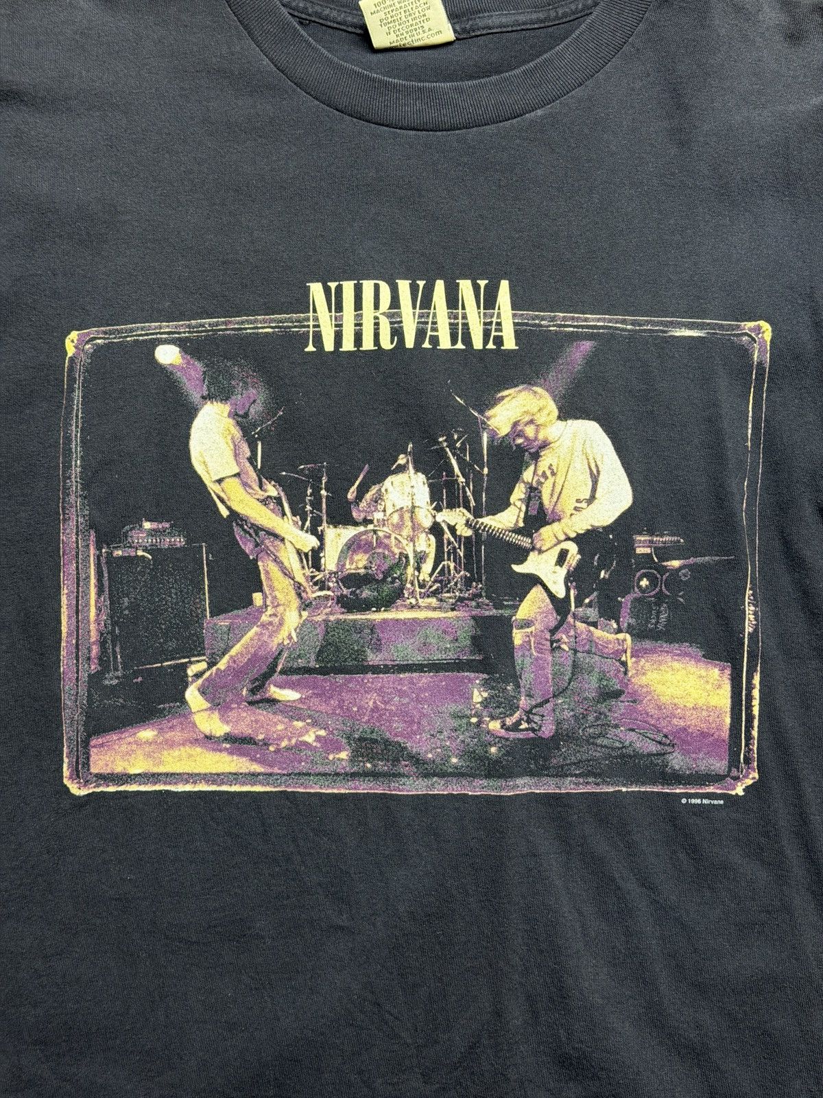Vintage Vtg 1996 Nirvana Tee Muddy Banks Of The Wishkah Double Sided Size US L / EU 52-54 / 3 - 3 Thumbnail