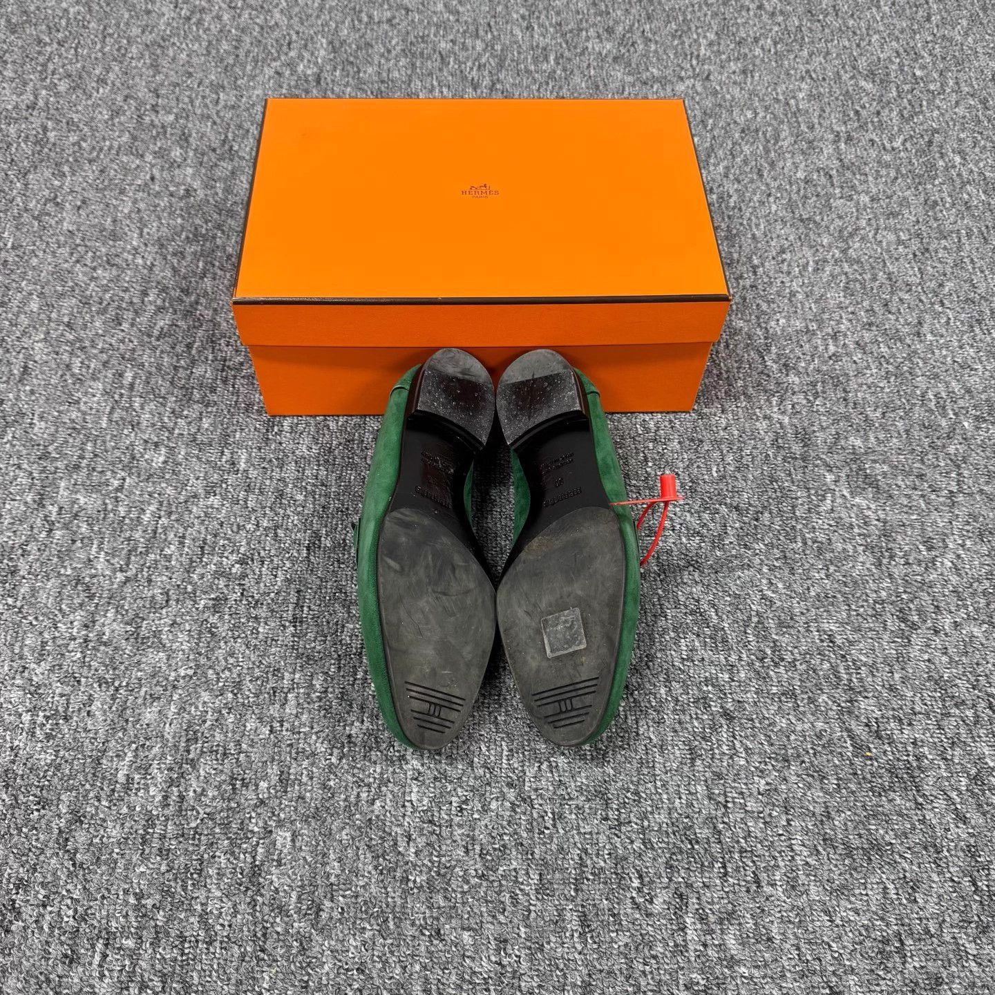 Hermes Hermes Suede H Buckle Loafer Vintage Green 37 99New With Box Size US 6.5 / IT 36.5 - 8 Thumbnail