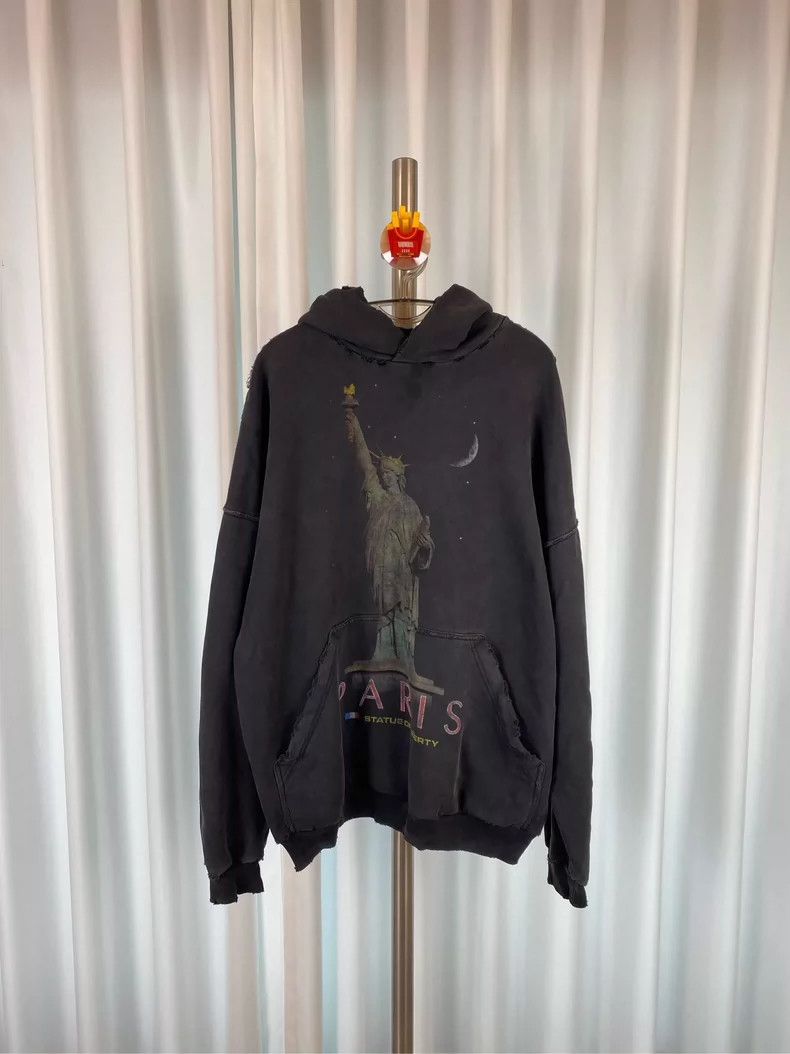 Balenciaga Balenciaga Lady Liberty Hoodie Hoodie Size US M / EU 48-50 / 2 - 1 Thumbnail