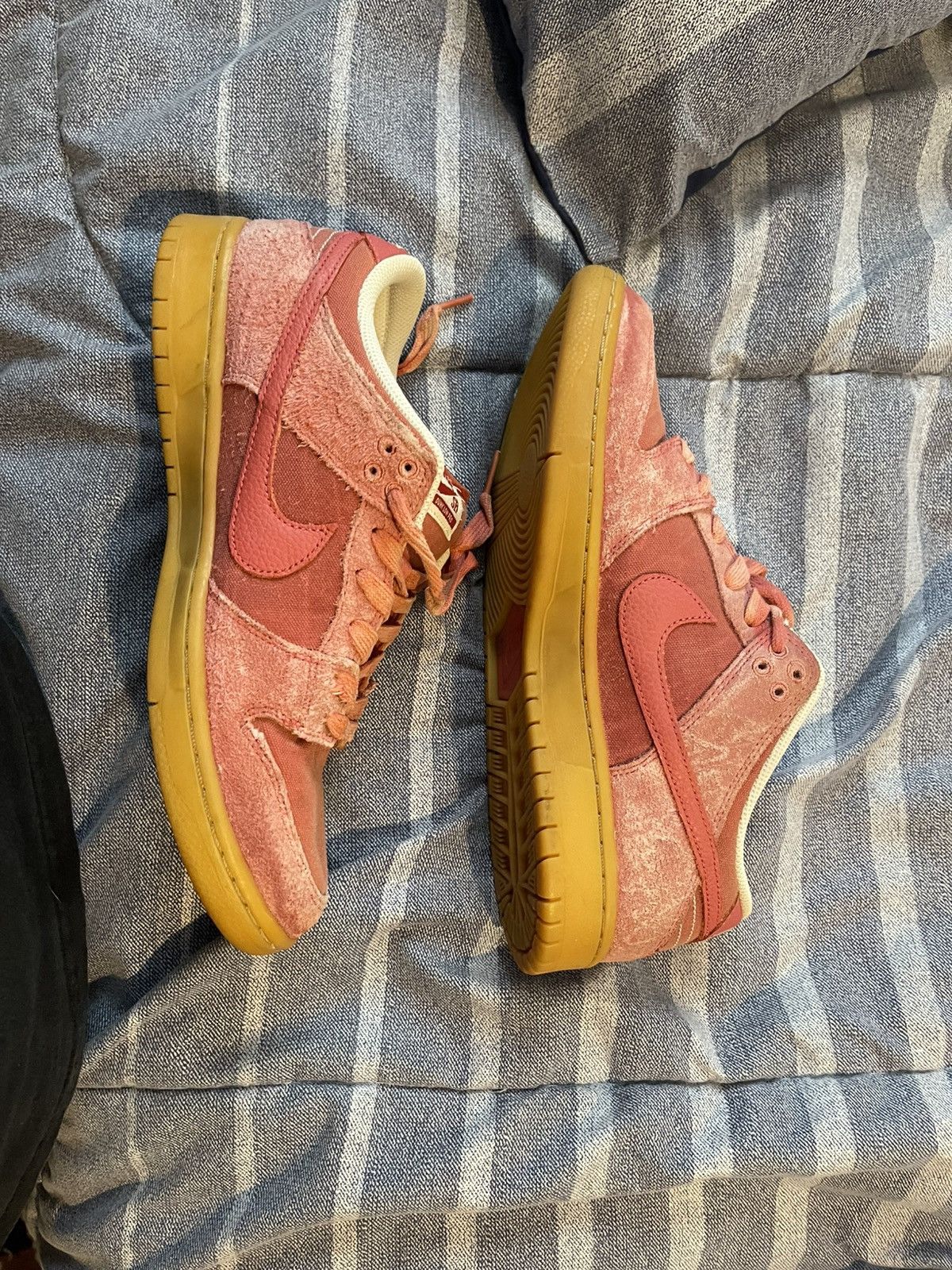 Nike SB Adobe Dunk Size US 9.5 / EU 42-43 - 3 Thumbnail