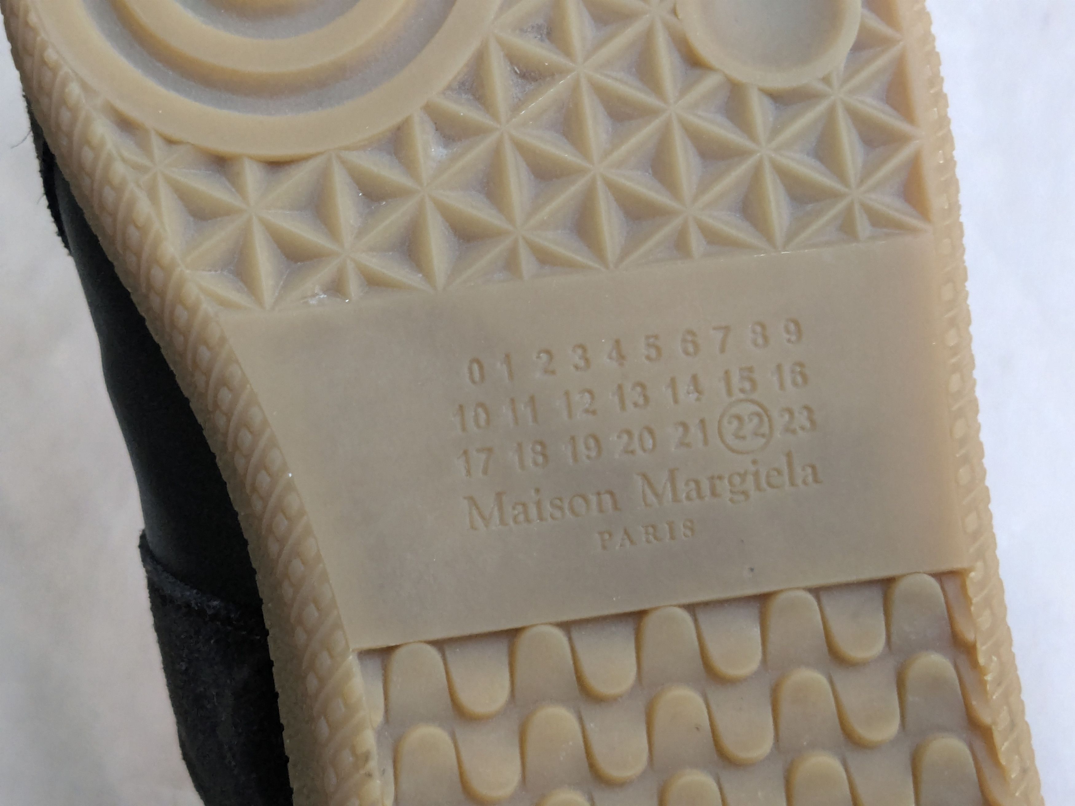 Maison Margiela Maison Margiela GAT Replica Olive Green 10.5 43.5 Gum Size US 10.5 / EU 43-44 - 17 Thumbnail