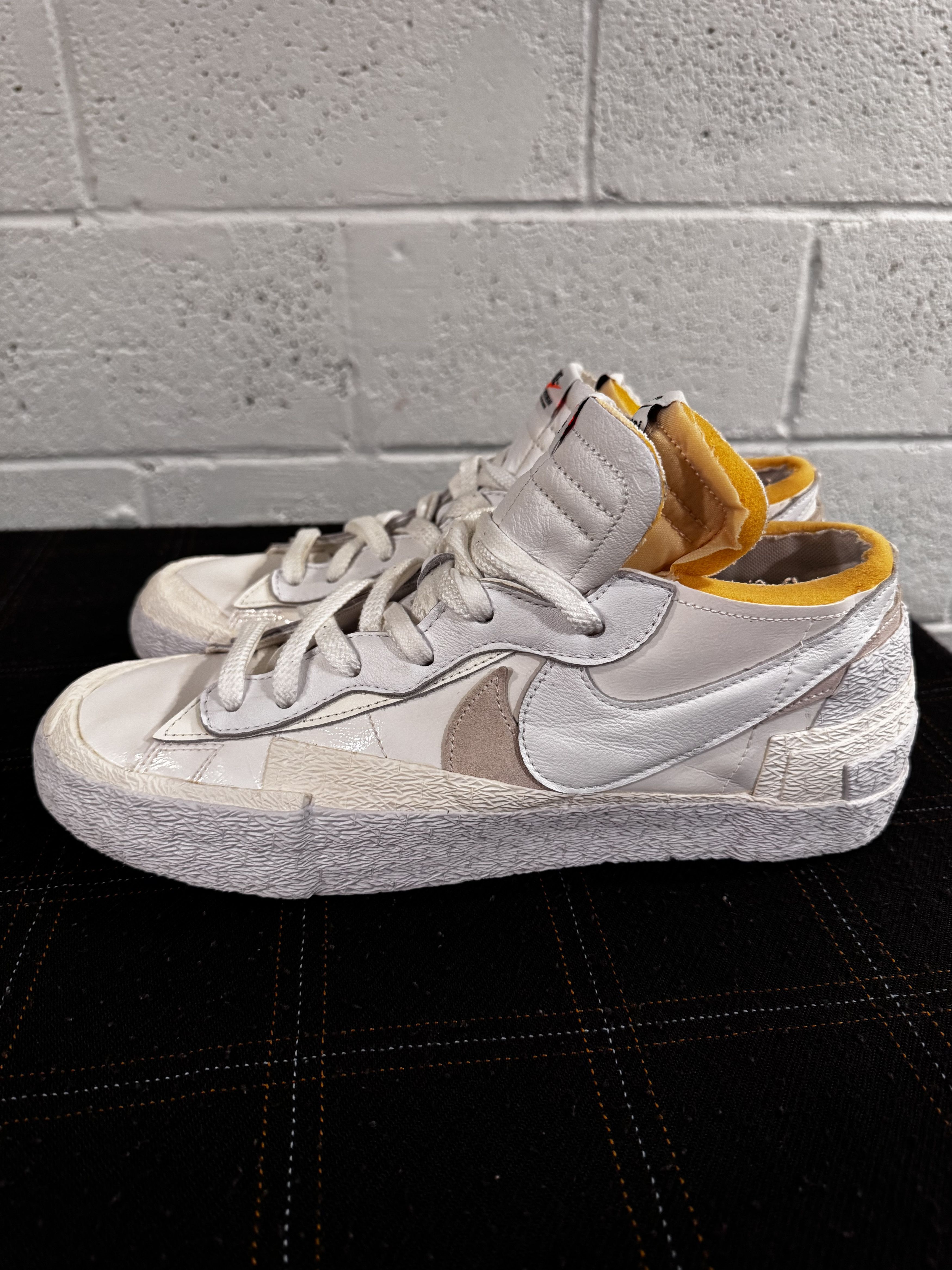 Nike Nike x sacai Blazer Low Size US 12 / EU 45 - 1 Thumbnail