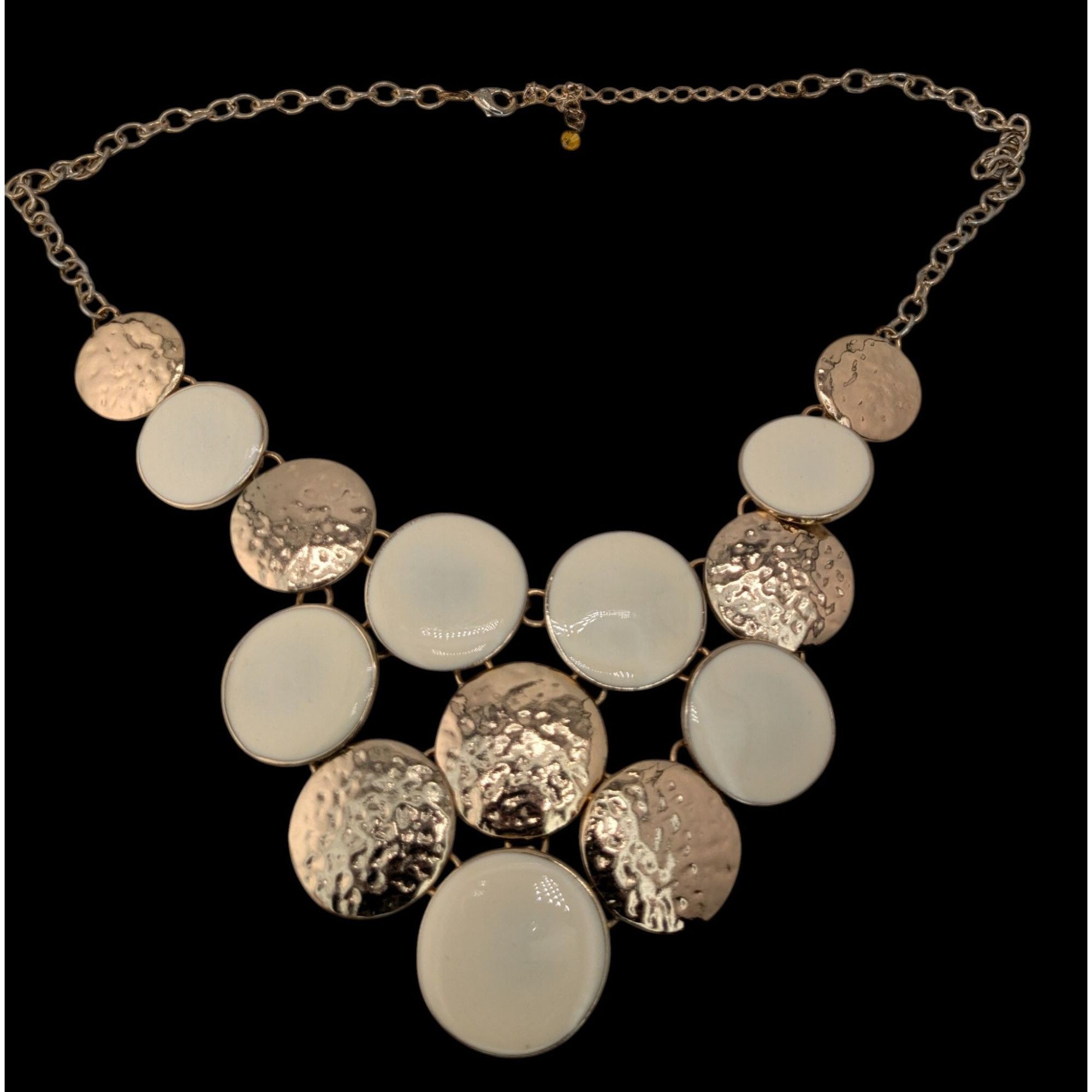 Other Modern Hammered Gold Tone & White Disc Statement Necklace Size ONE SIZE - 1 Thumbnail