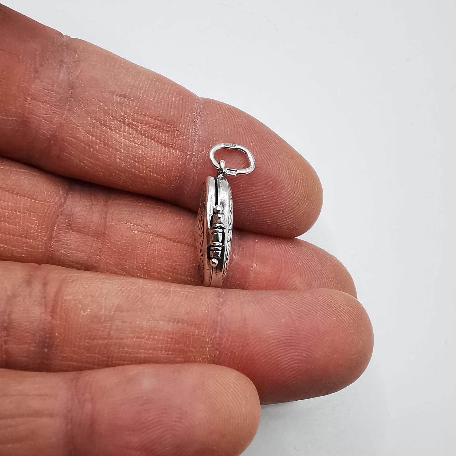 Sterling Silver Vintage Pendant "Reliquary Face of Jesus 925 silver 3,42g Size ONE SIZE - 3 Thumbnail