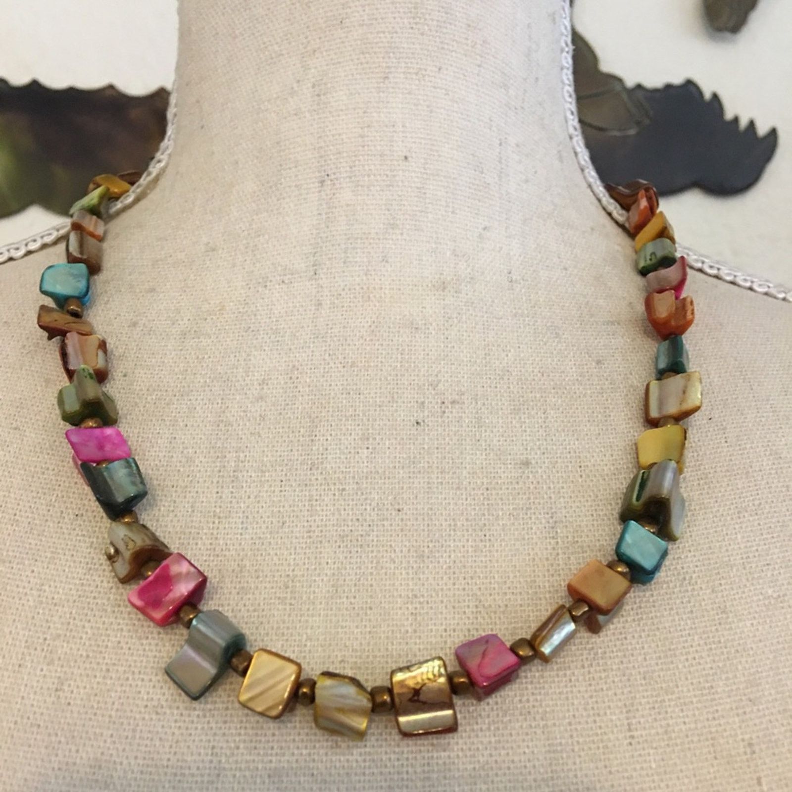 Vintage Vintage multi tone abalone shell necklace Size ONE SIZE - 1 Thumbnail