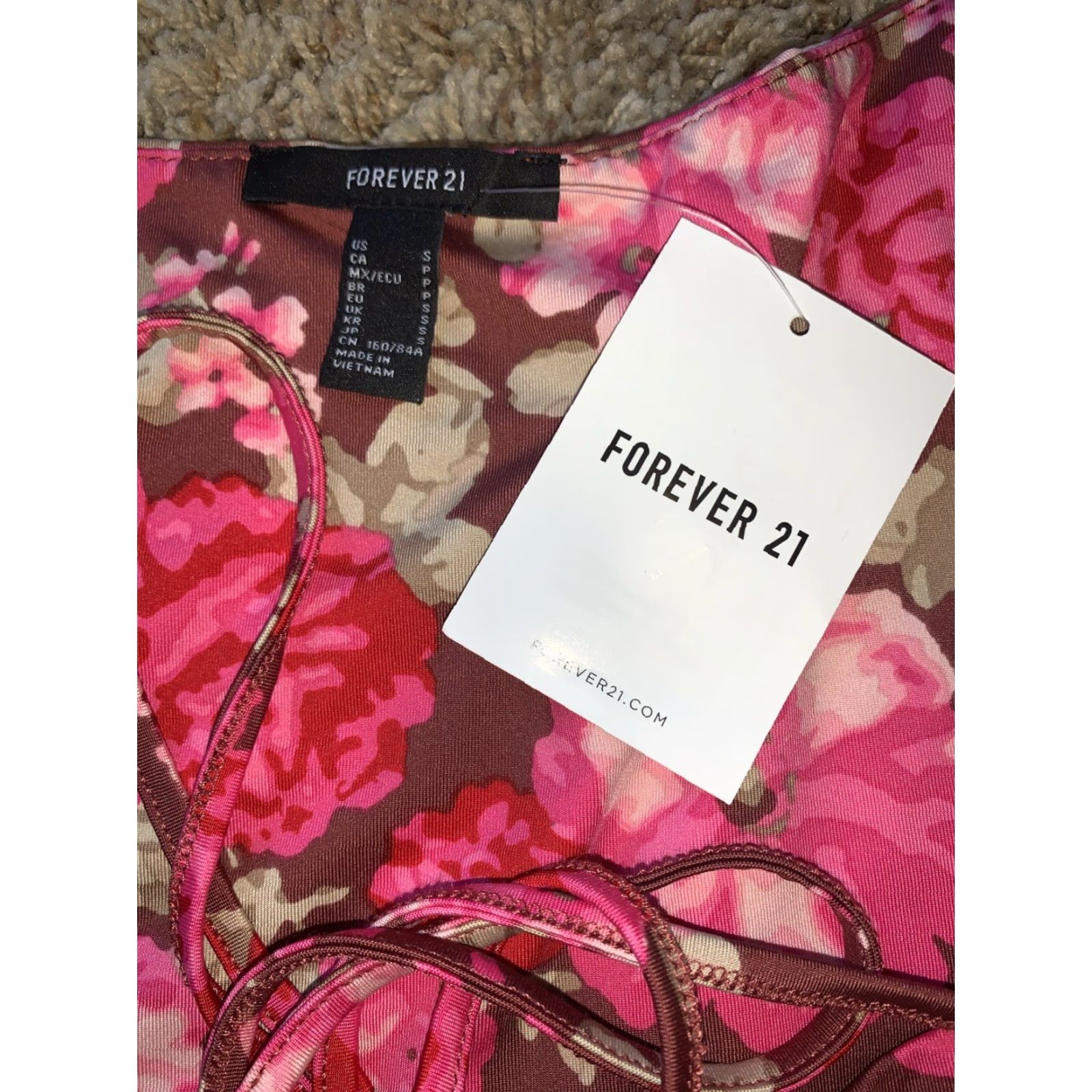 Forever 21 FOREVER 21 Shirt Womens Small S Pink Floral Knit L/S V-Neck Puff Sleeve Pullover Blouse NWT Mixed Rose Stretch Size S / US 4 / IT 40 - 6 Thumbnail