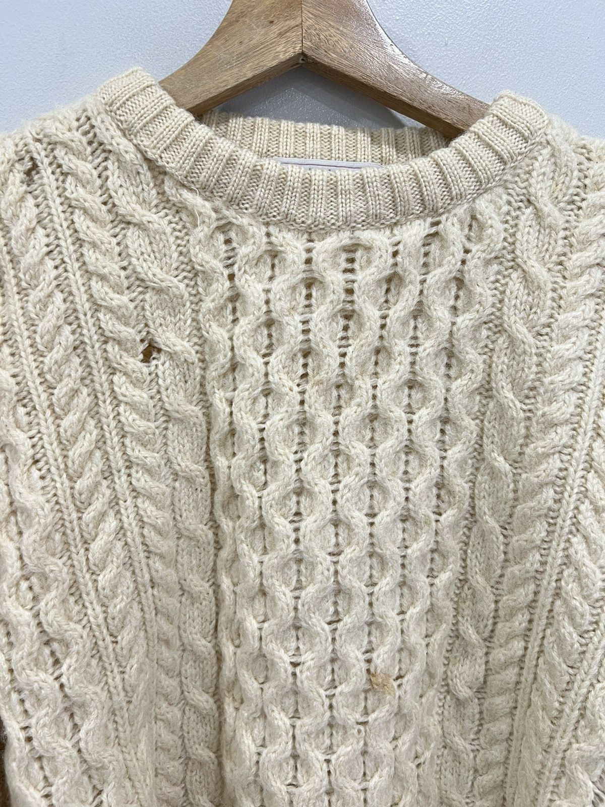 Vintage Vintage Cable Knit Sweater Cream crewneck Size US M / EU 48-50 / 2 - 2 Thumbnail