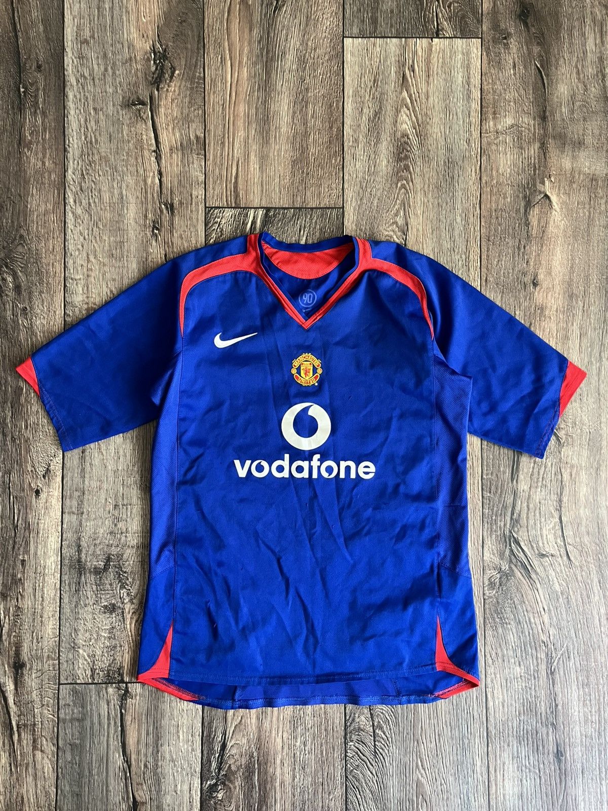 Nike × Vintage Manchester United Nike Away 2005-2006 Vintage Football Shirt Size US S / EU 44-46 / 1 - 1 Thumbnail