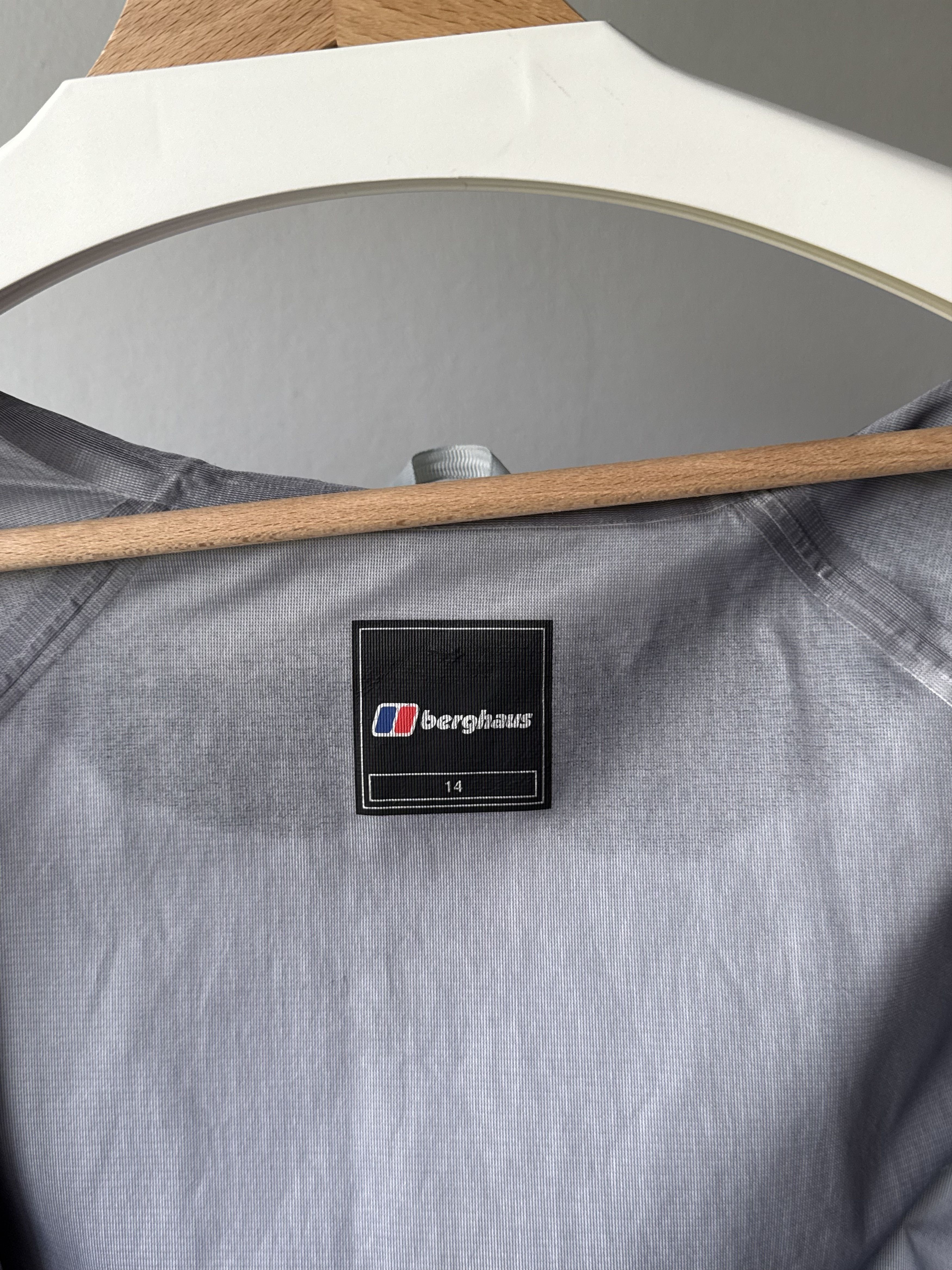 Berghaus × Goretex Berghaus Gore-Tex Active Shell Gray Lightweight Hood Jacket Size L / US 10 / IT 46 - 17 Thumbnail