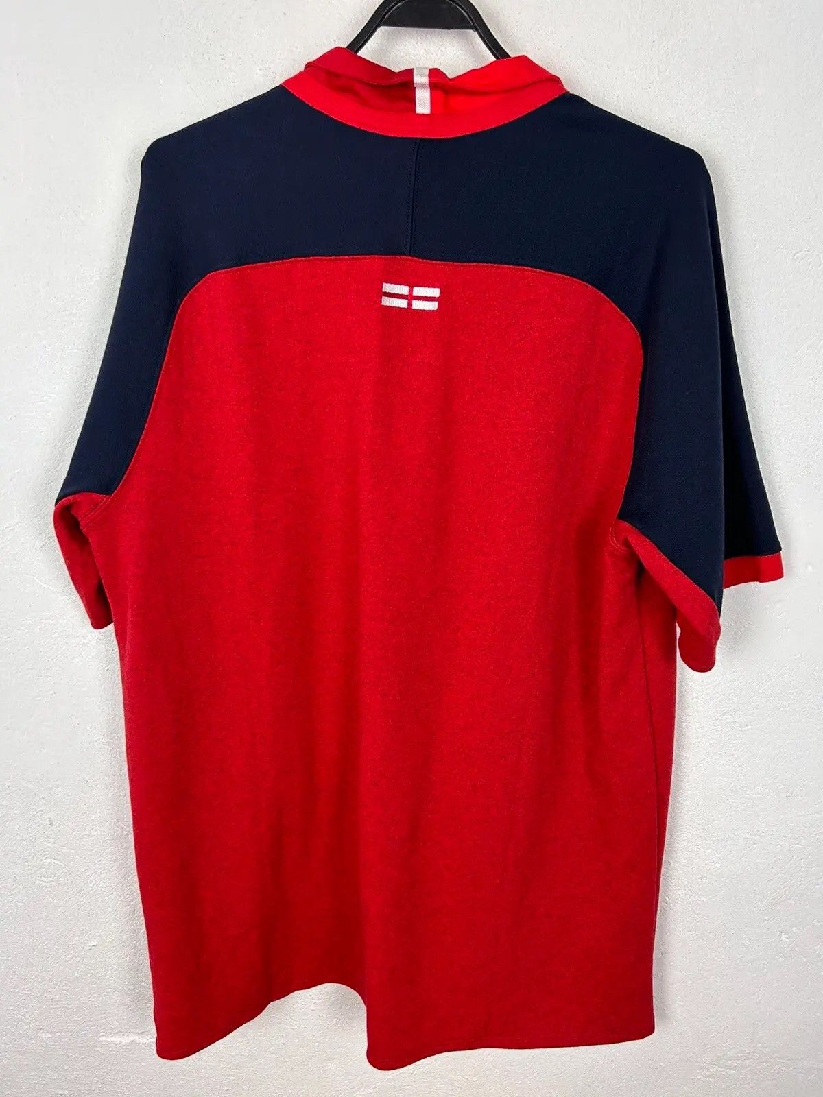Canterbury of New Zealand BNWT Canterbury Of New Zealand England Rugby O2 Polo Shirt Size US L / EU 52-54 / 3 - 8 Thumbnail