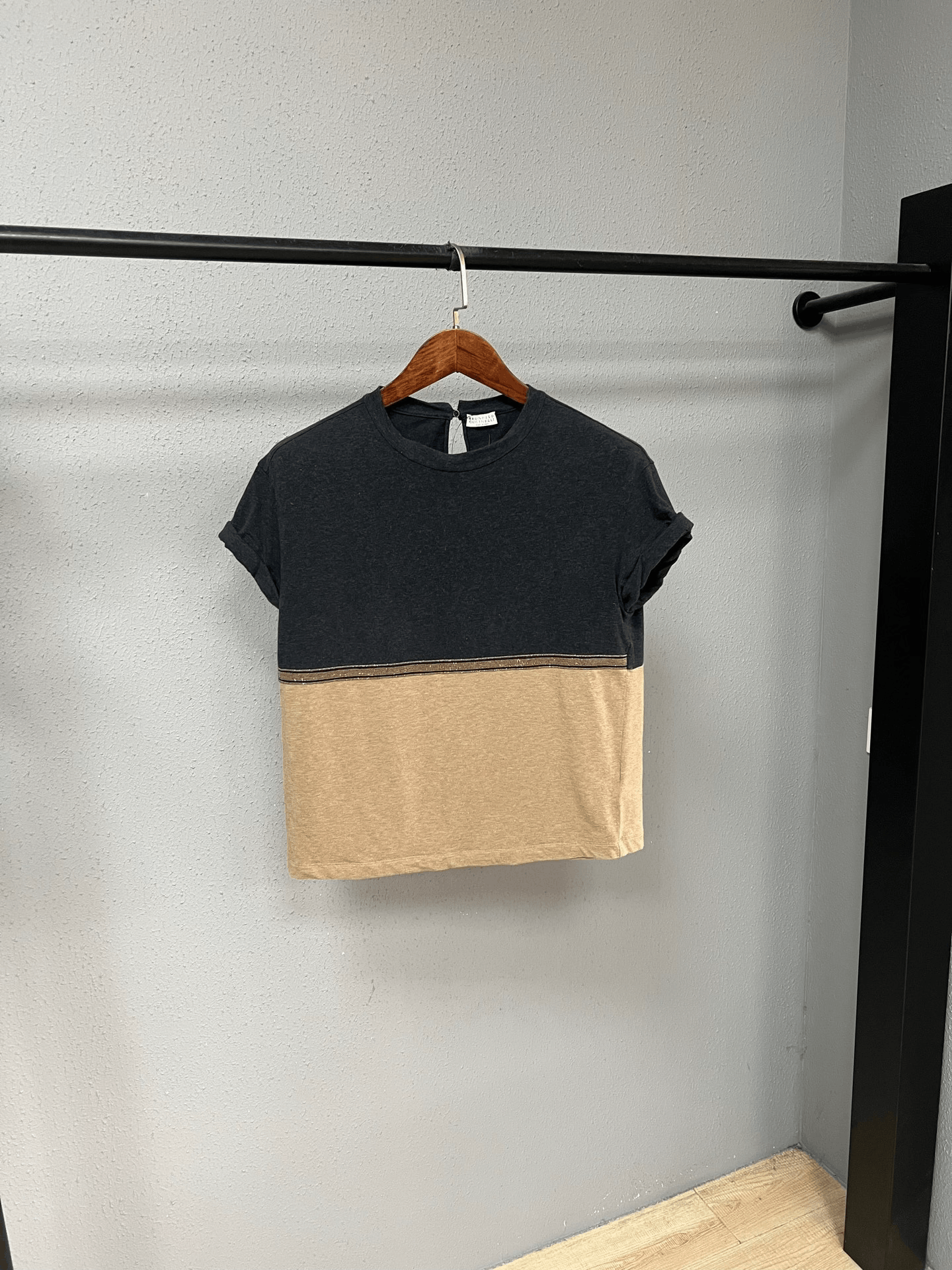 Brunello Cucinelli Brunello Cucinelli T-Shirt M Women Size M / US 6-8 / IT 42-44 - 1 Thumbnail
